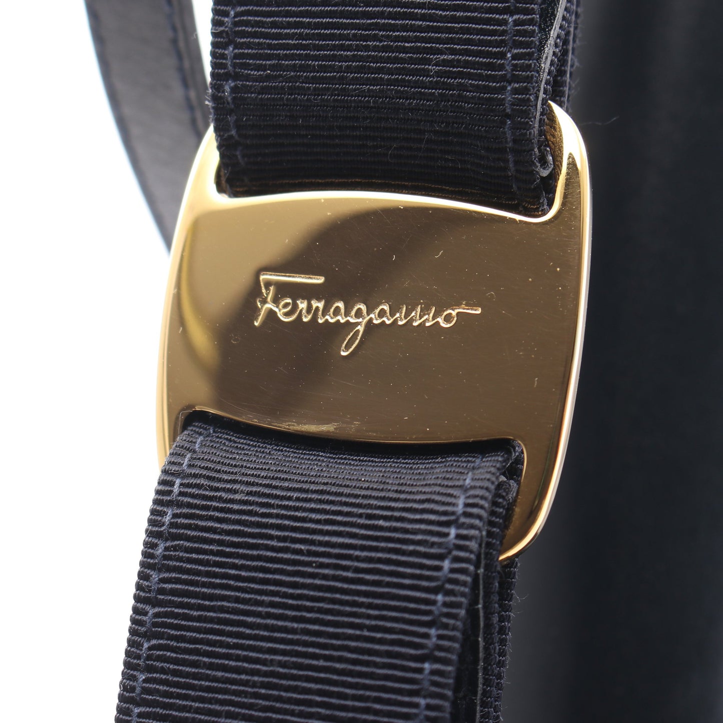 ヴァラリボン 2WAY ハンドバッグ レザー ダークネイビー サルヴァトーレフェラガモ バッグ Salvatore Ferragamo
