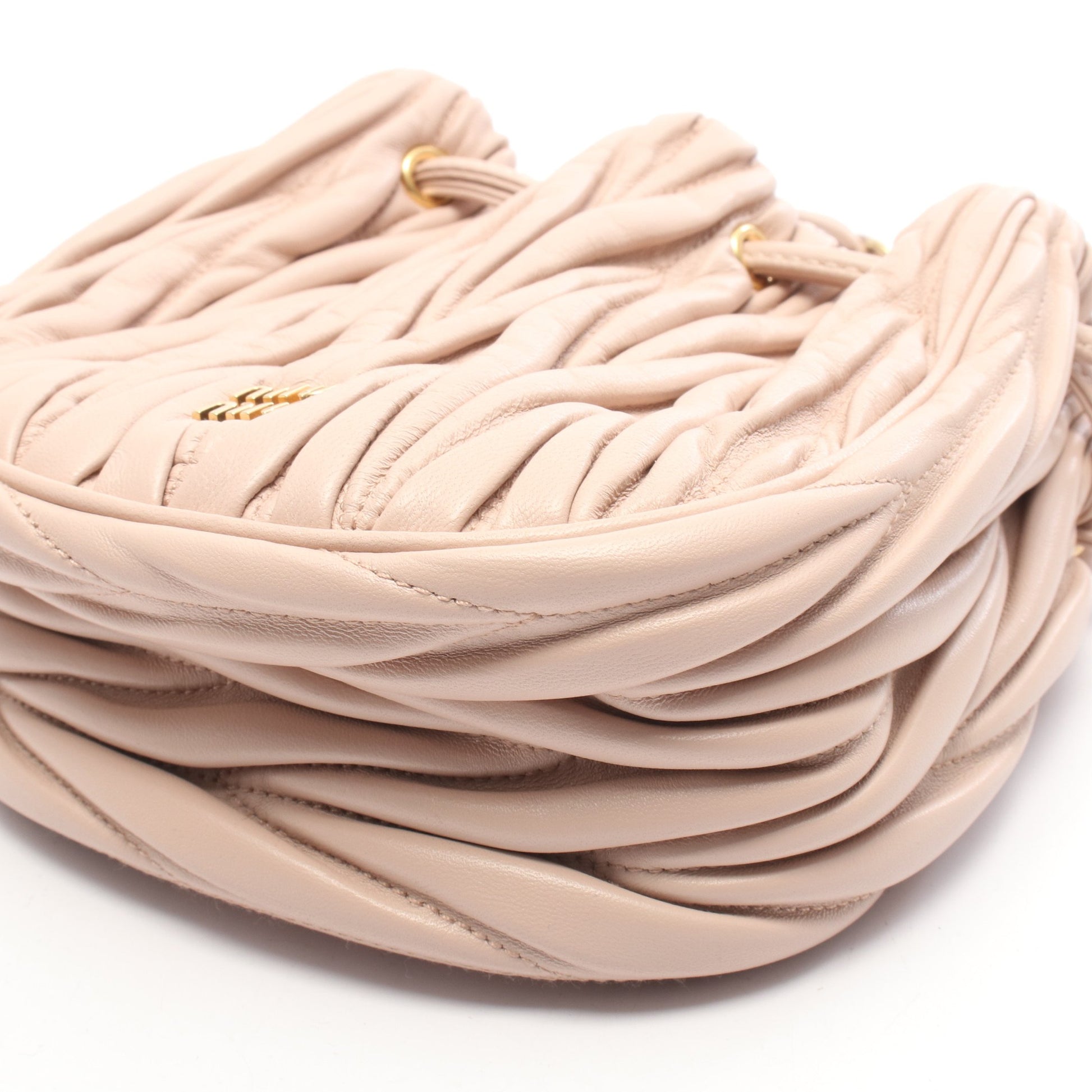 マテラッセ ポーチ ハンドバッグ レザー ピンクベージュ ミュウミュウ バッグ miu miu