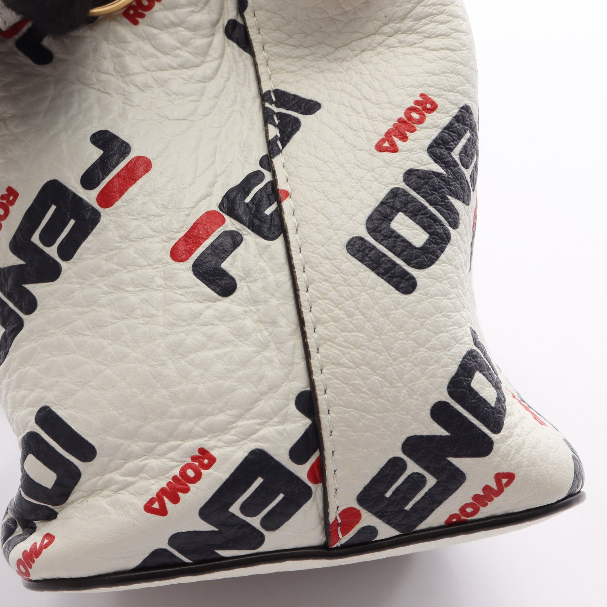 FENDI × FILA ミニ モントレゾール 2WAY ハンドバッグ レザー オフホワイト ネイビー レッド フェンディ バッグ FENDI