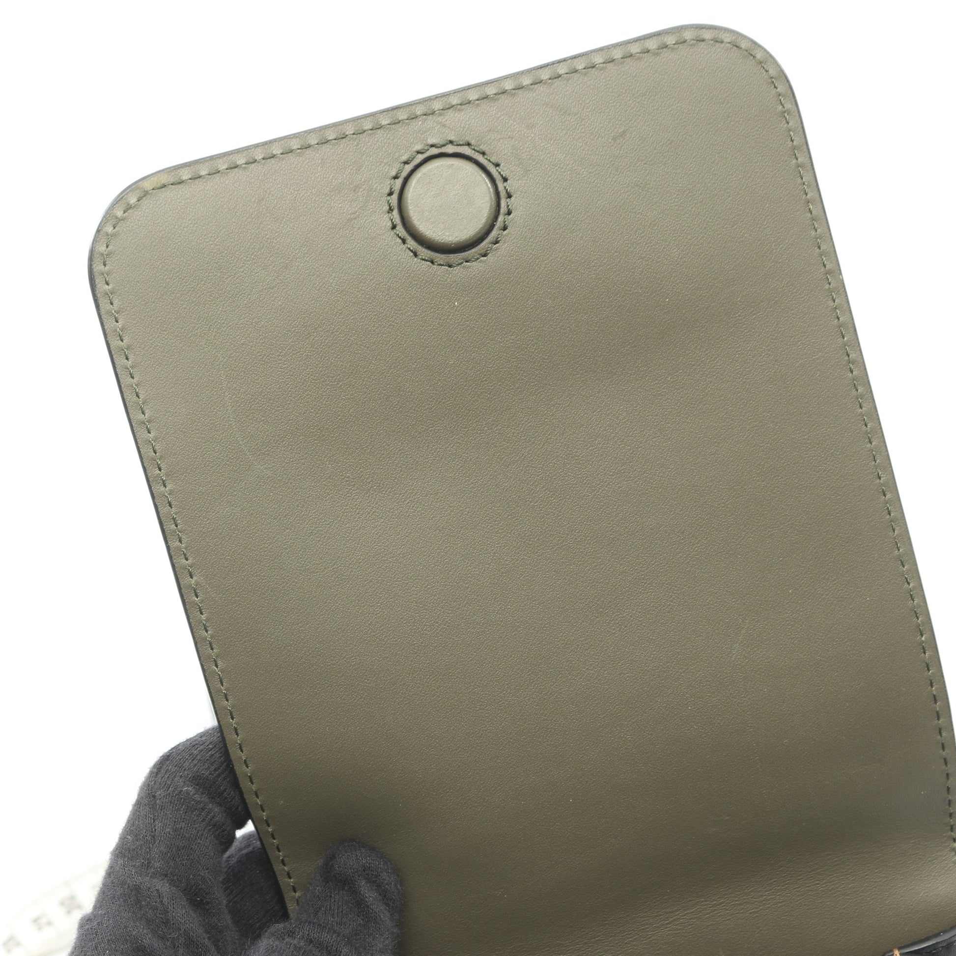 GUSSET FLAT CROSSBODY ガセット フラット クロスボディバッグ ショルダーバッグ レザー カーキグリーン ブラック ロエベ バッグ LOEWE
