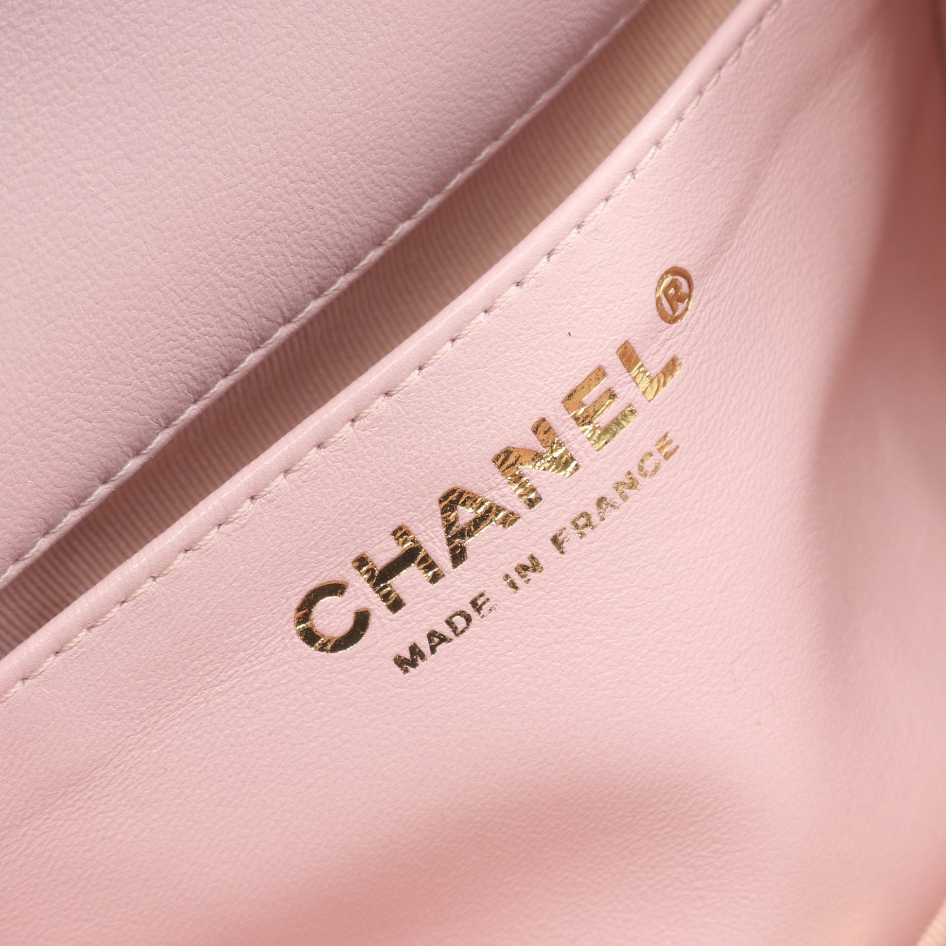 マトラッセ ココネージュ チェーンショルダーバッグ ラムスキン ライトピンク ゴールド金具 シャネル バッグ CHANEL