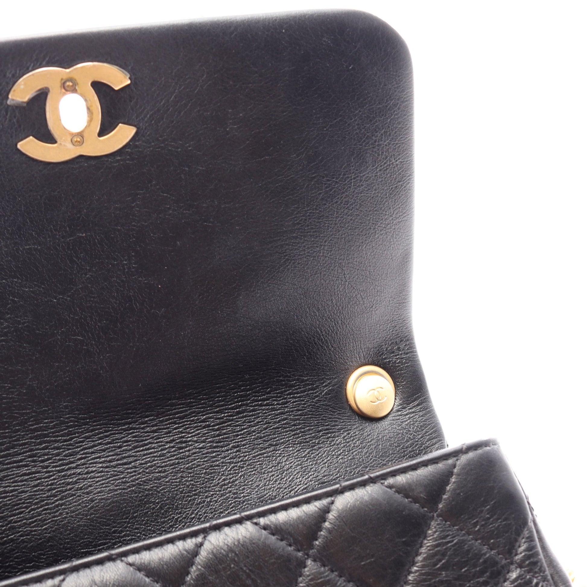 マトラッセ チェーンショルダーバッグ レザー ブラック ゴールド金具 シャネル バッグ CHANEL