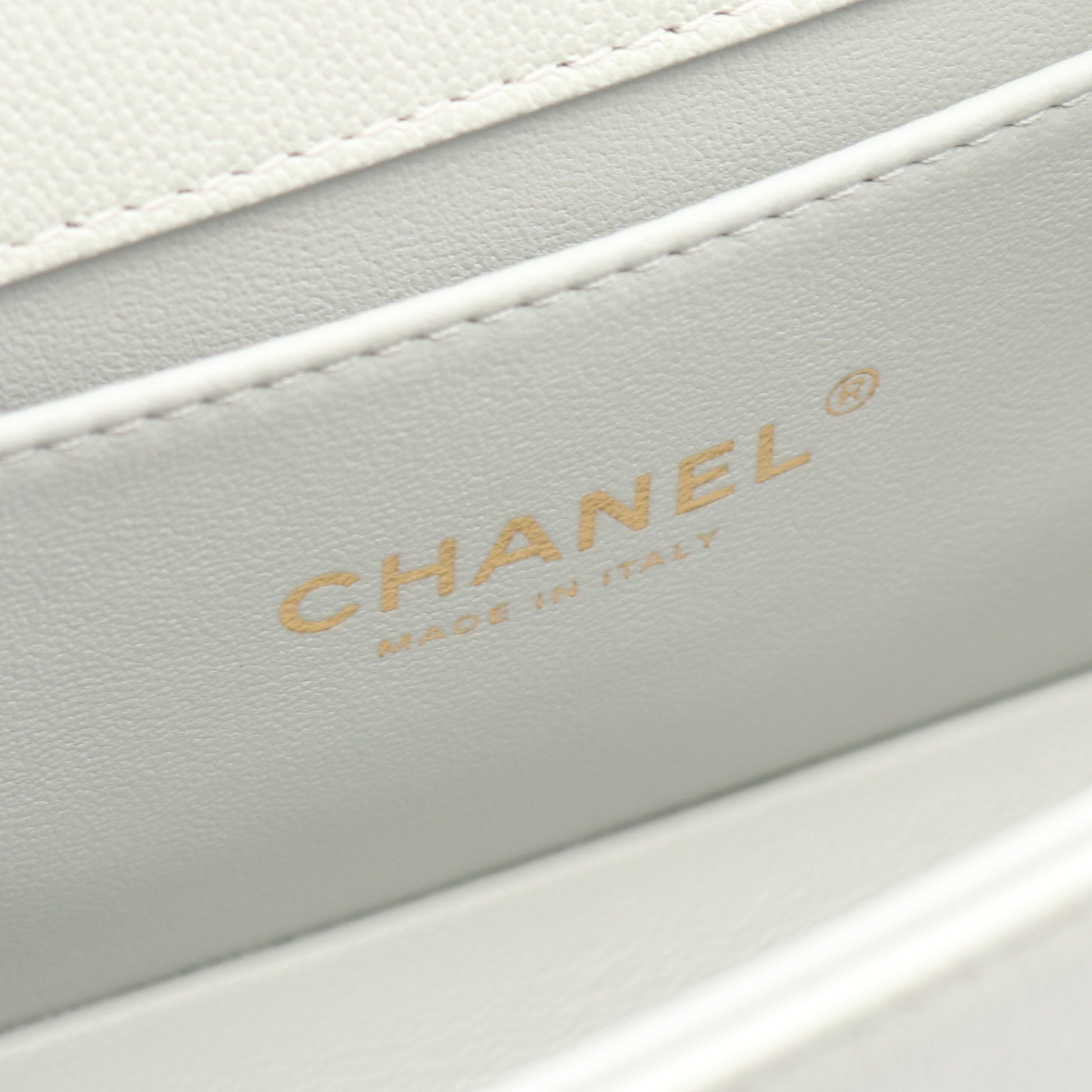 ボーイシャネル スモール チェーンショルダーバッグ キャビアスキン ブルーグレー ゴールド金具 シャネル バッグ CHANEL