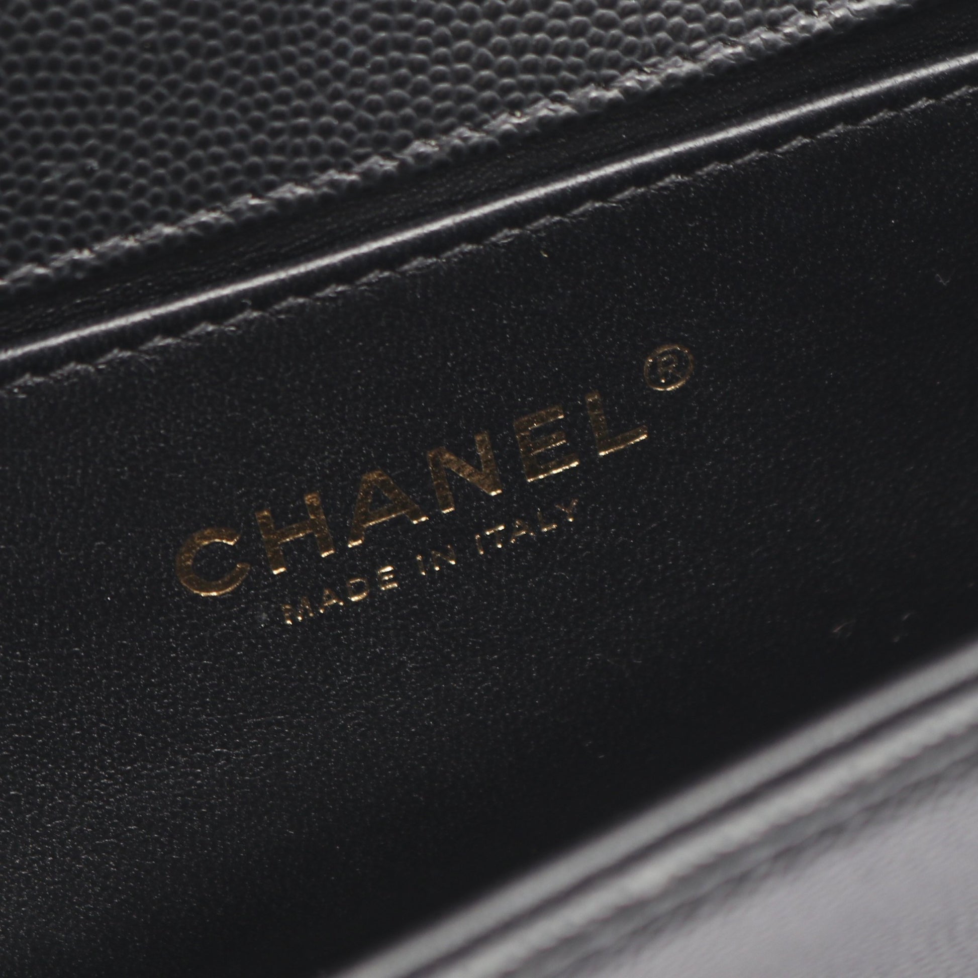 ボーイシャネル スモール チェーンショルダーバッグ キャビアスキン ブラック ゴールド金具 シャネル バッグ CHANEL