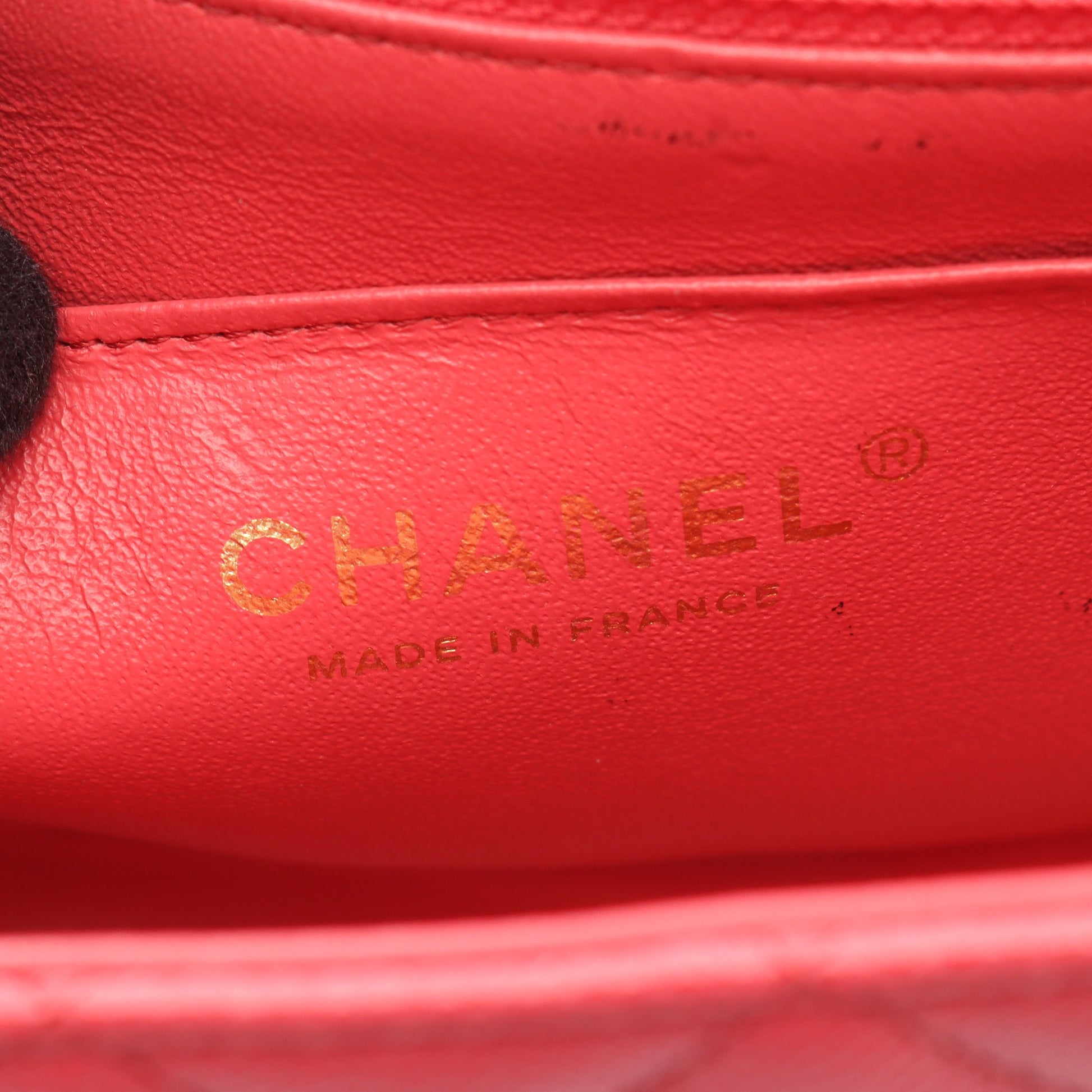 ミニマトラッセ20 チェーンショルダーバッグ キャビアスキン ピンク ゴールド金具 シャネル バッグ CHANEL
