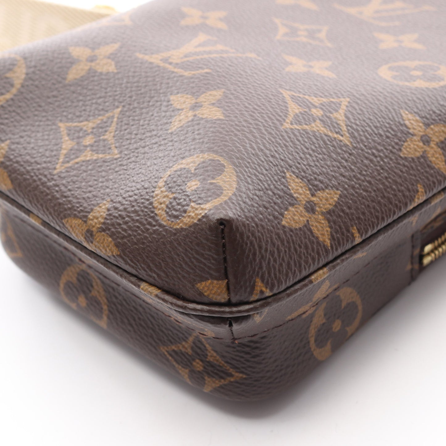 ユーティリティ クロスボディ モノグラム 2WAY チェーンハンドバッグ PVC レザー ブラウン ルイヴィトン バッグ LOUIS VUITTON