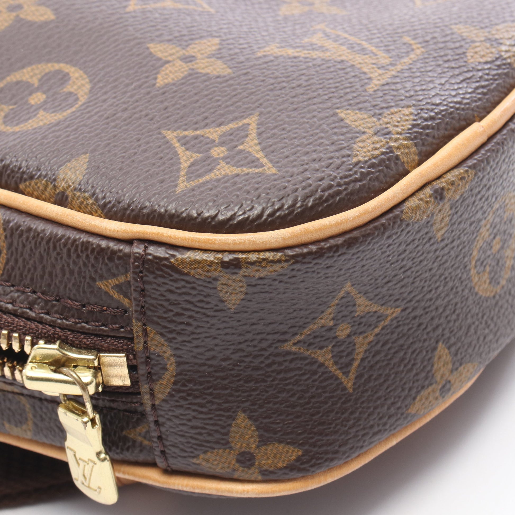 ポシェットガンジュ モノグラム ボディバッグ PVC レザー ブラウン ルイヴィトン バッグ LOUIS VUITTON