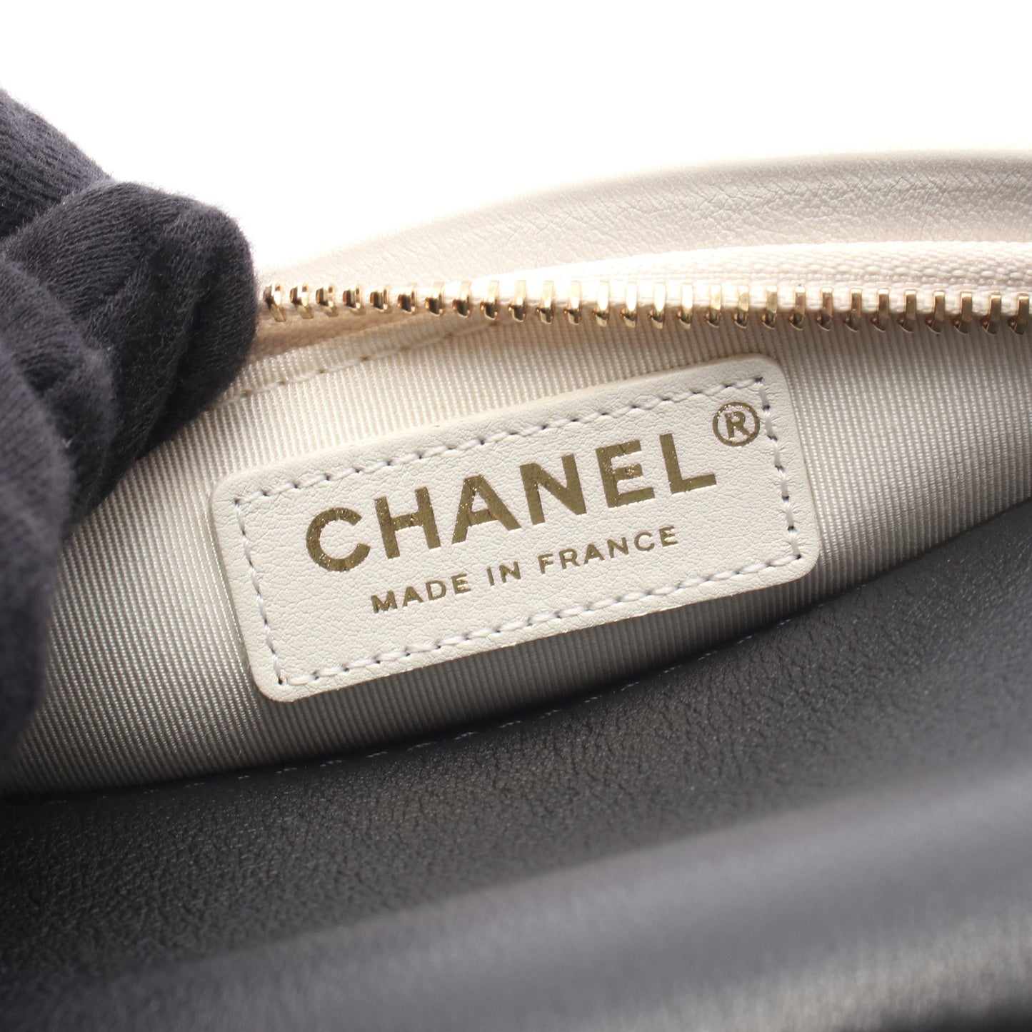 ビーチボール チェーンショルダーバッグ レザー ブラック ホワイト ゴールド金具 シャネル バッグ CHANEL