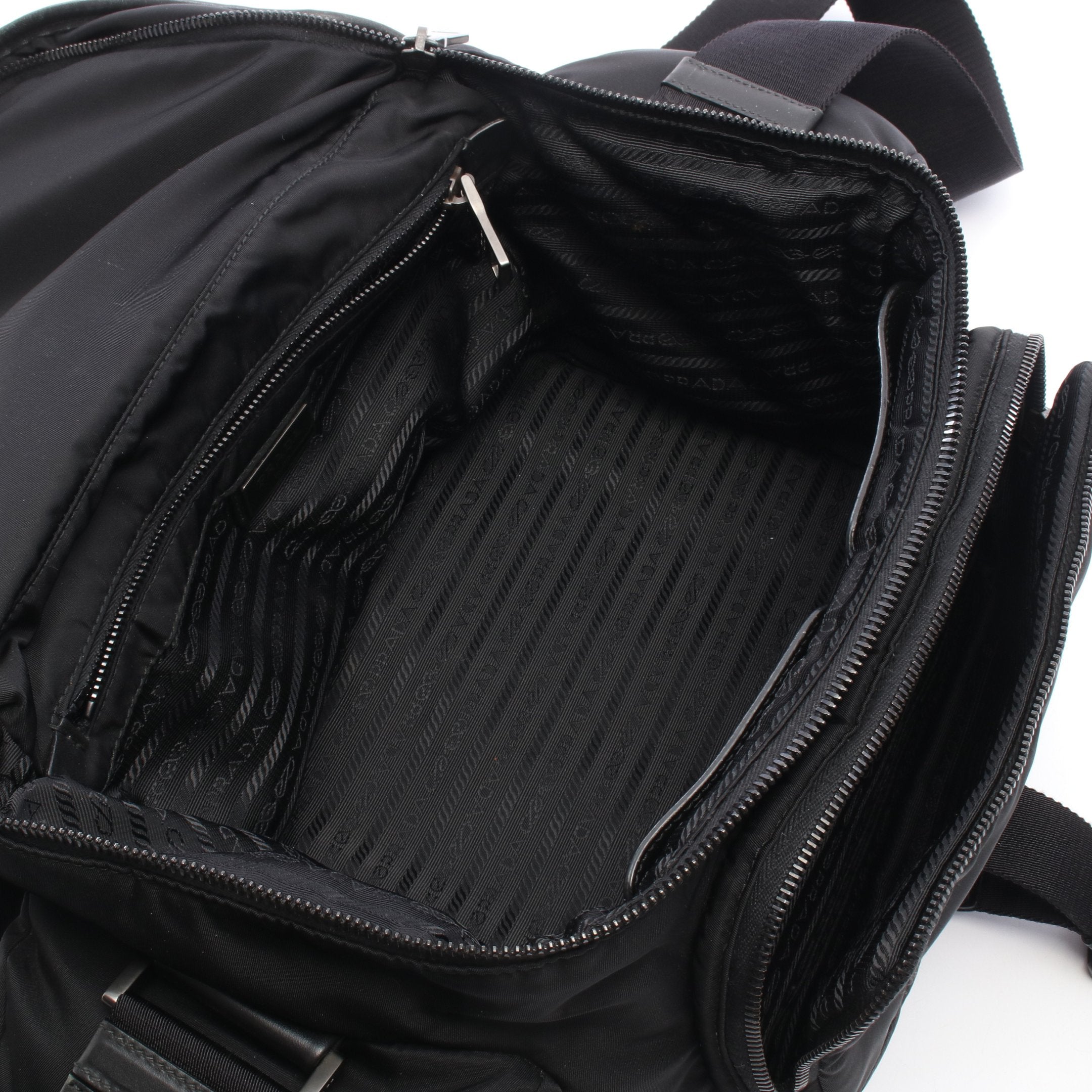 良品】PRADA プラダ ショルダーバッグ カメラバッグ ナイロン 黒