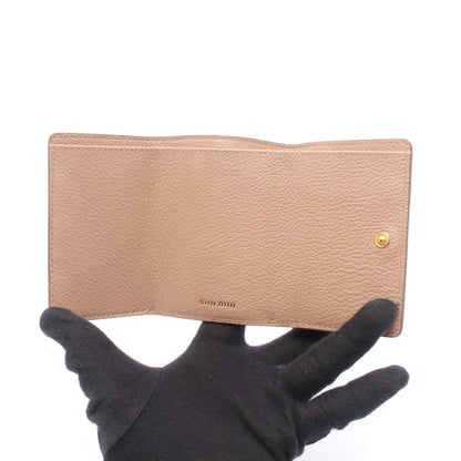マドラス 三つ折り財布 レザー ピンクベージュ ミュウミュウ 財布・小物 miu miu