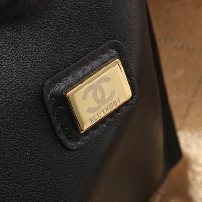 マトラッセ ホーボーバッグ チェーンショルダーバッグ レザー ブラック ゴールド金具 シャネル バッグ CHANEL