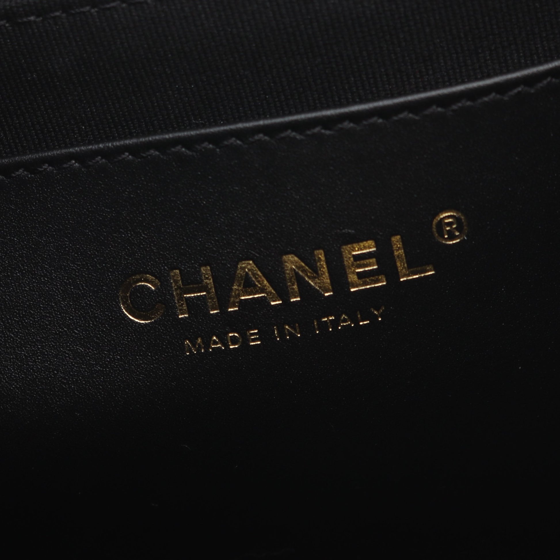 マトラッセ Wチェーンショルダーバッグ ラムスキン ブラック ゴールド金具 シャネル バッグ CHANEL