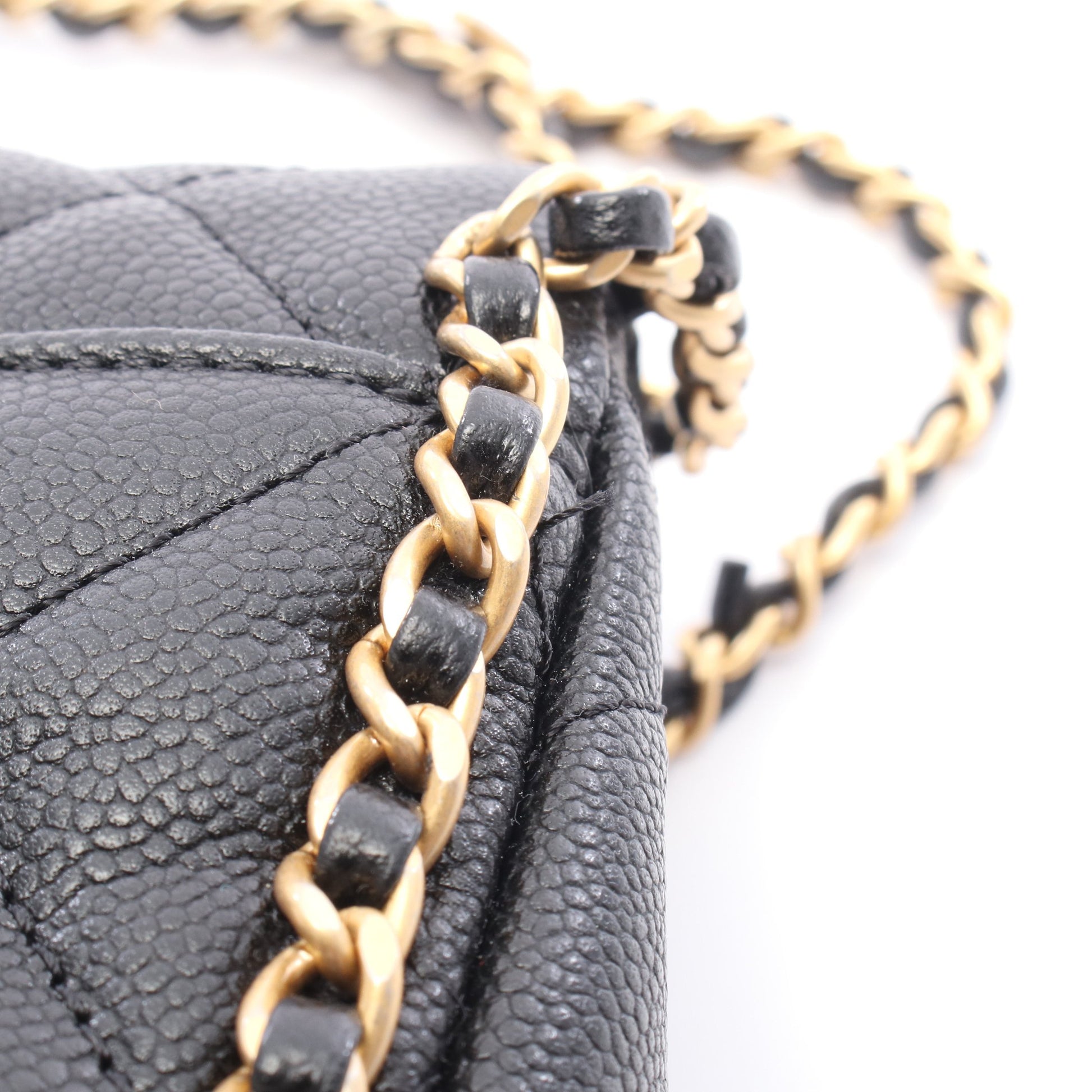 マトラッセ チェーンショルダーバッグ キャビアスキン ブラック ゴールド金具 シャネル バッグ CHANEL