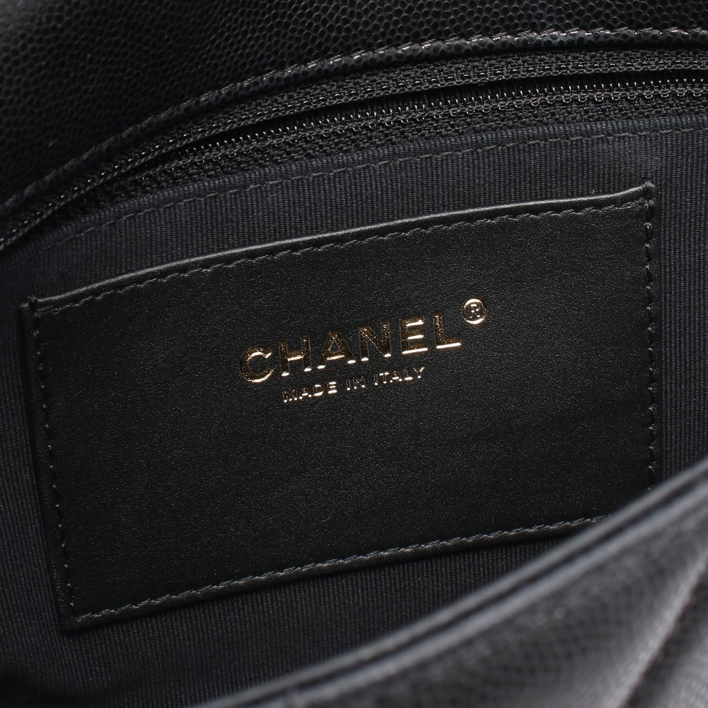 マトラッセ チェーンショルダーバッグ キャビアスキン ブラック ゴールド金具 シャネル バッグ CHANEL