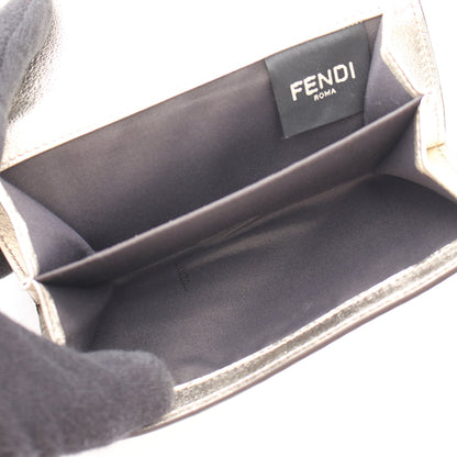 バゲット ミディアム FFエンボス 二つ折り財布 Wホック財布 レザー シャンパンゴールド フェンディ 財布・小物 FENDI