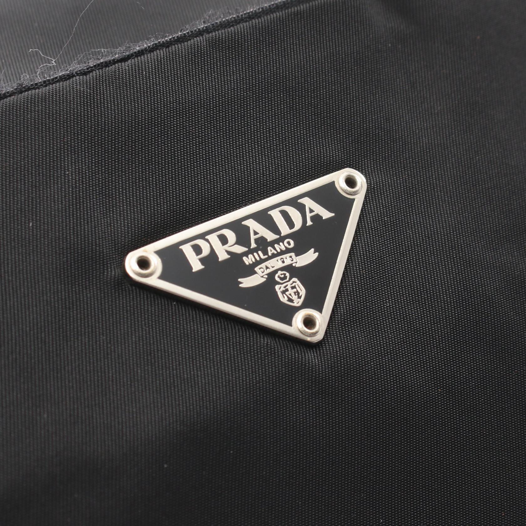 トライアングルロゴ ショルダーバッグ ナイロン レザー ブラック プラダ バッグ PRADA