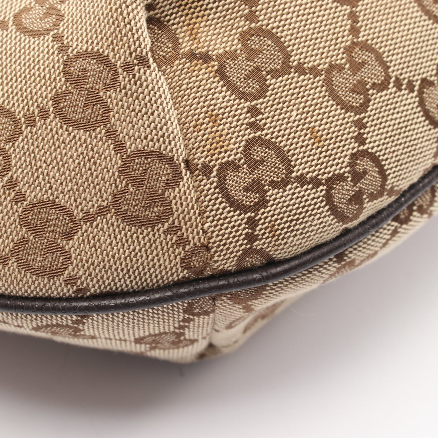 GGキャンバス ショルダーバッグ キャンバス レザー ベージュ ダークブラウン マルチカラー グッチ バッグ GUCCI