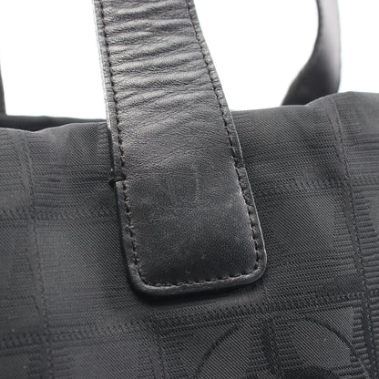 ニュートラベルラインMM ハンドバッグ トートバッグ ナイロンキャンバス レザー ブラック ブラック金具 シャネル バッグ CHANEL