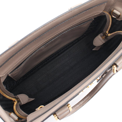 2WAY ハンドバッグ レザー グレーベージュ プラダ バッグ PRADA