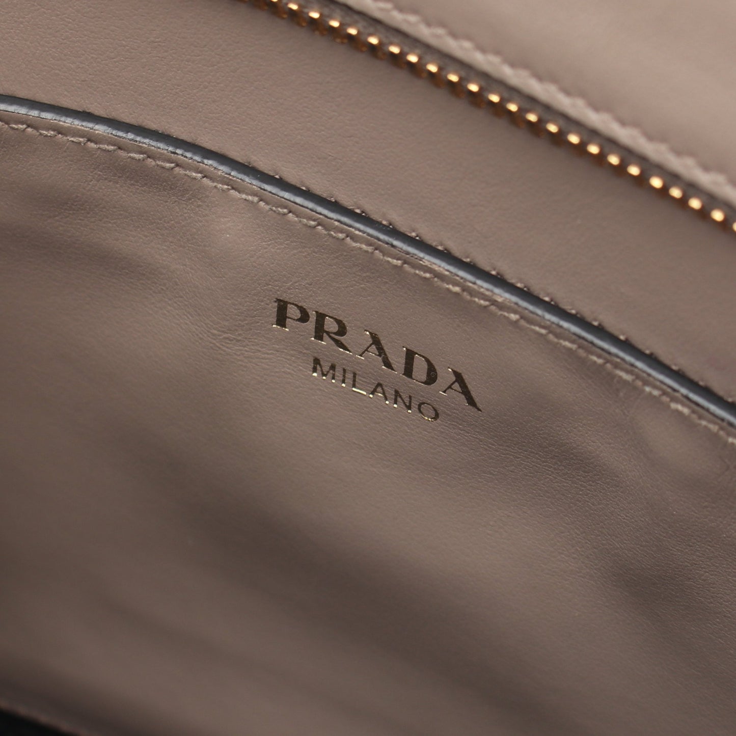 2WAY ハンドバッグ レザー グレーベージュ プラダ バッグ PRADA