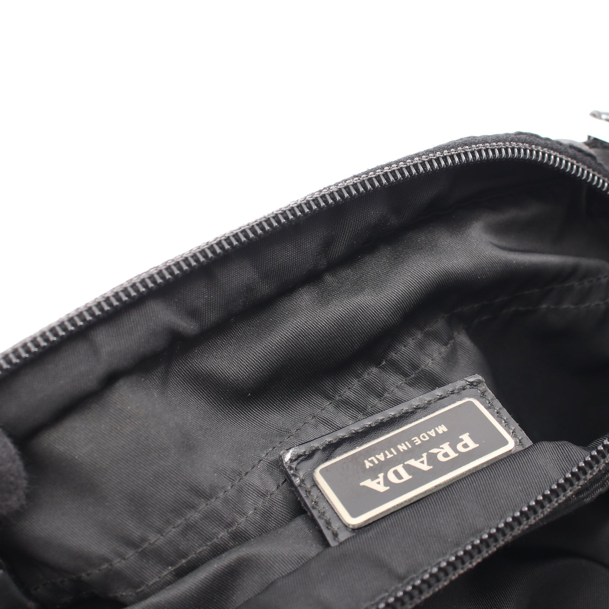 トライアングルロゴ ショルダーバッグ ナイロン レザー ブラック プラダ バッグ PRADA