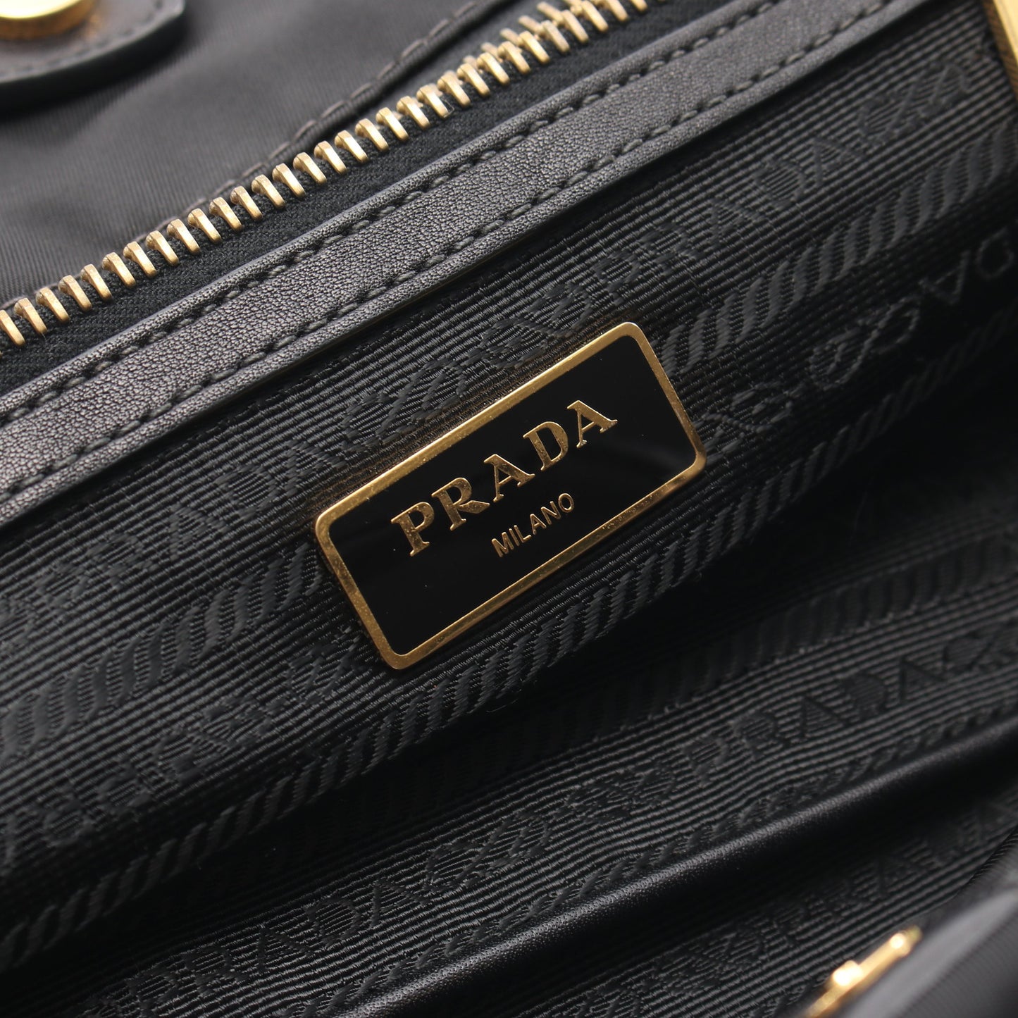 トライアングルロゴ ハンドバッグ トートバッグ ナイロン レザー ブラック プラダ バッグ PRADA