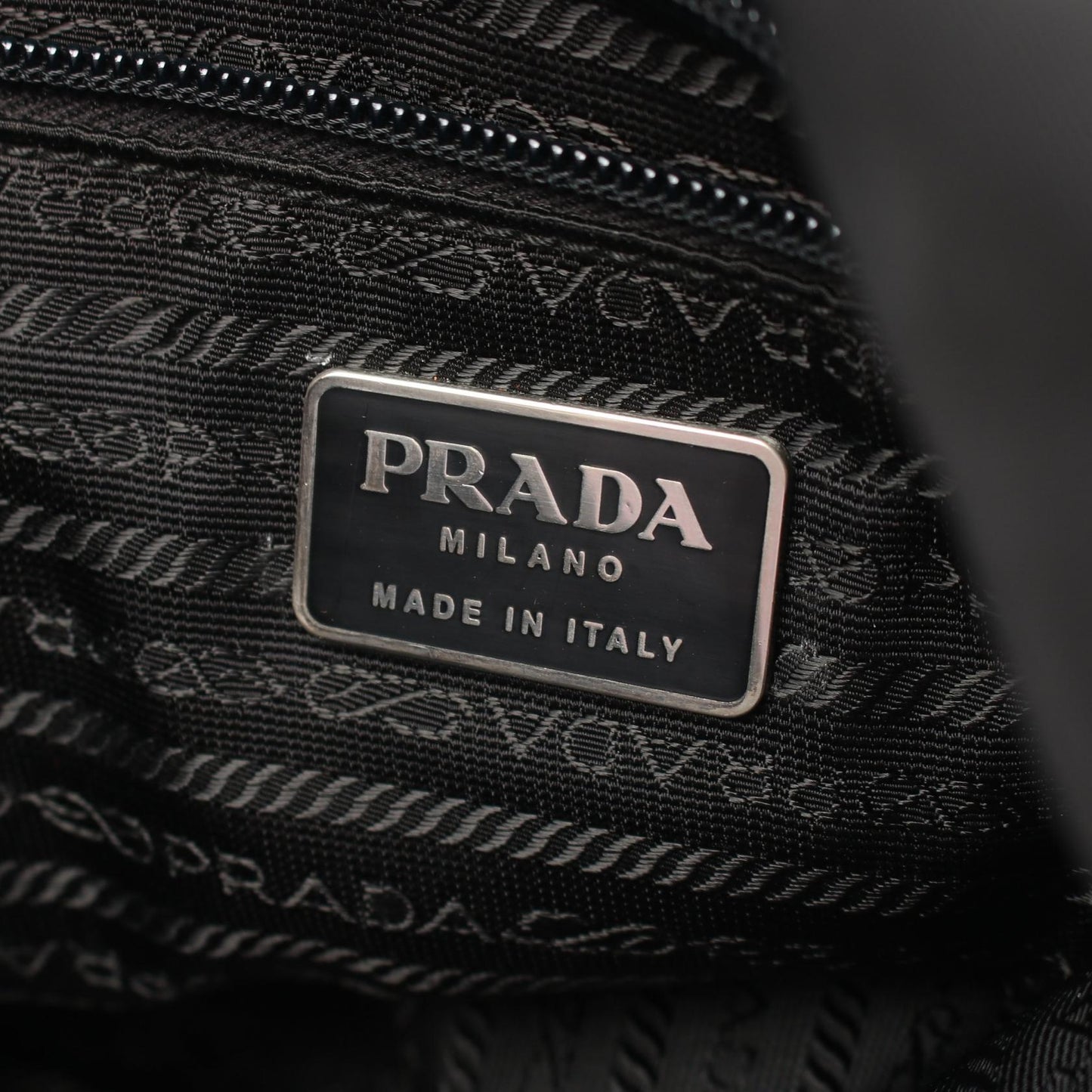 メッセンジャーバッグ ショルダーバッグ ナイロン サフィアーノレザー ブラック プラダ バッグ PRADA