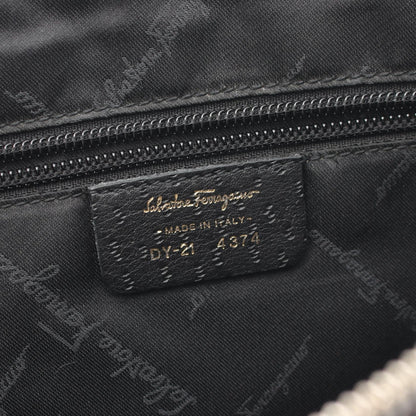 ガンチーニ ワンショルダーバッグ レザー ブラック サルヴァトーレフェラガモ バッグ Salvatore Ferragamo