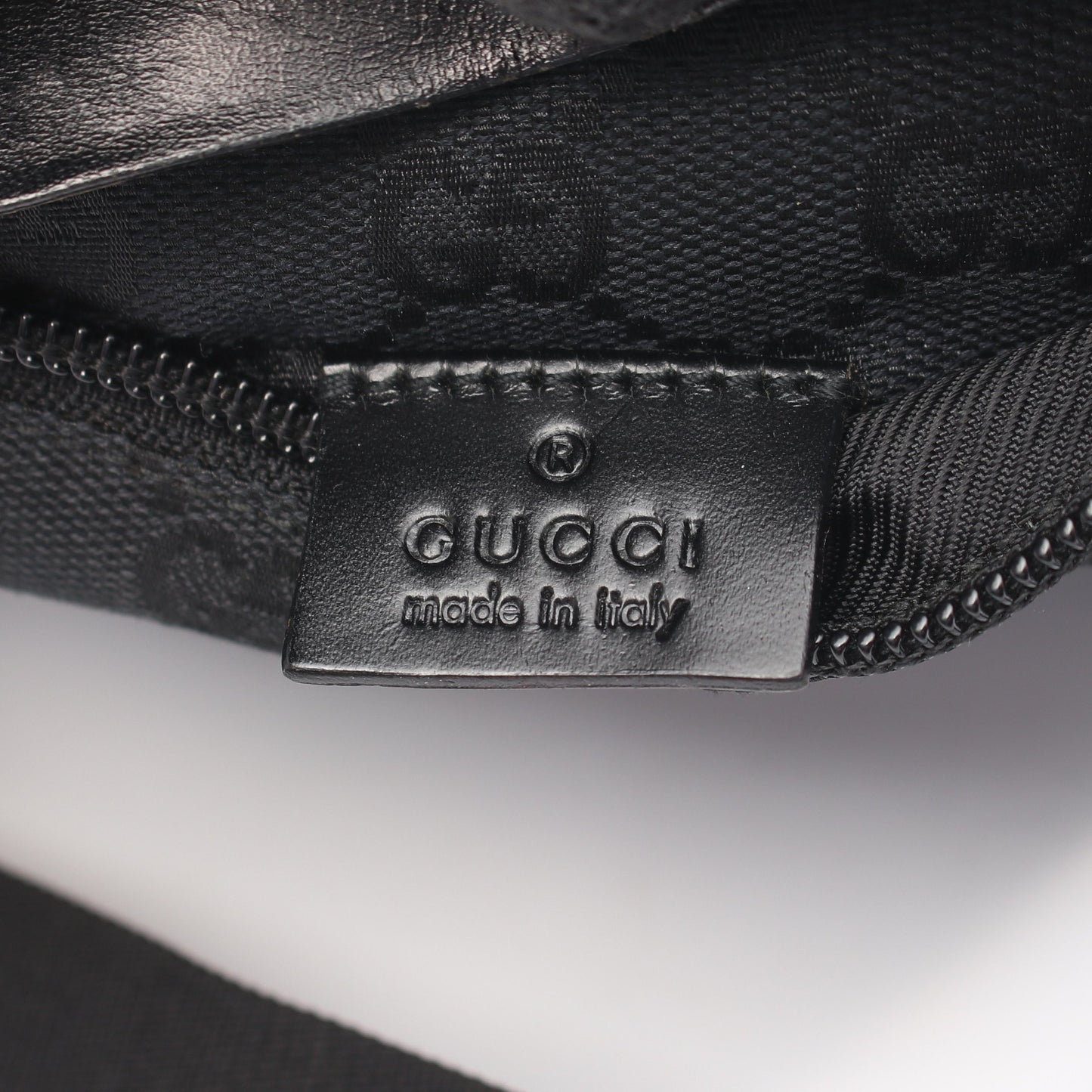 GGキャンバス ボディバッグ キャンバス レザー ブラック グッチ バッグ GUCCI