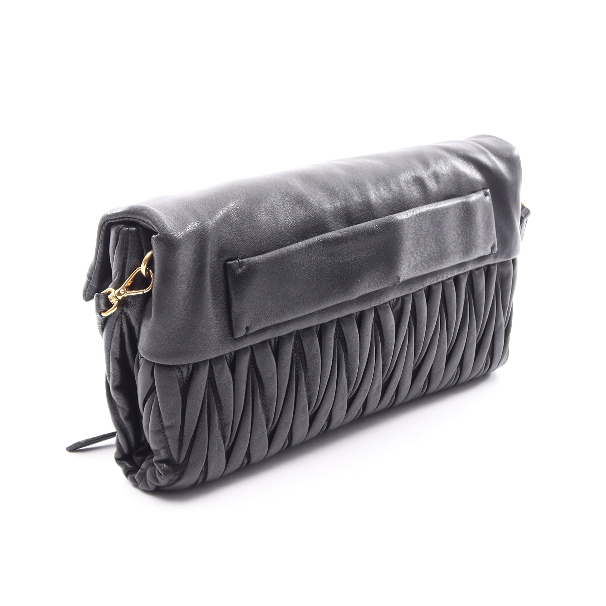 MATELASSE マテラッセ ショルダーバッグ レザー ブラック ミュウミュウ バッグ miu miu