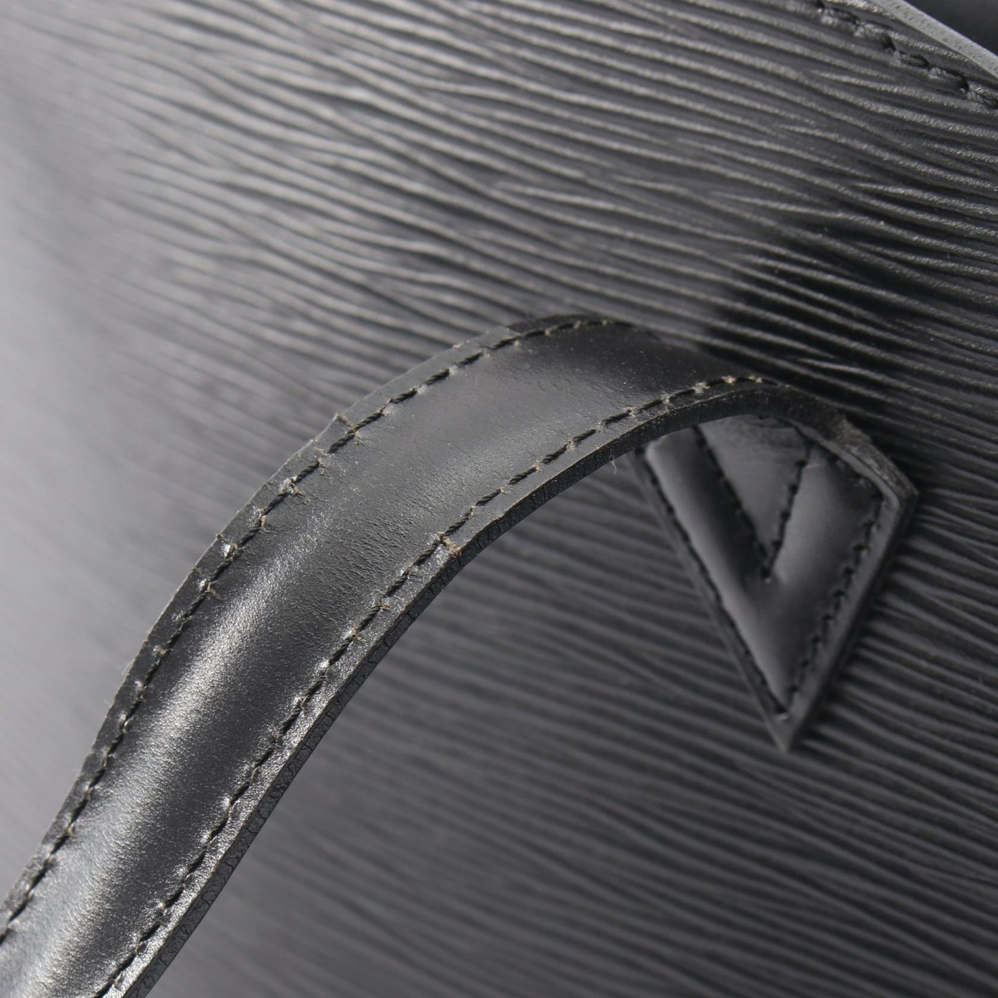 サンジャック エピ ノワール ハンドバッグ レザー ブラック ルイヴィトン バッグ LOUIS VUITTON