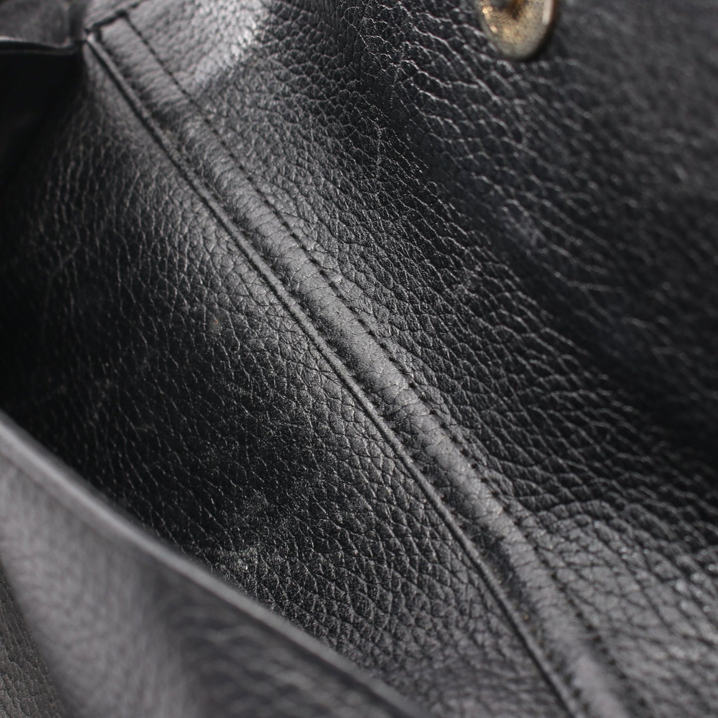 スタッズ バックパック リュックサック レザー ブラック エムシーエム バッグ MCM