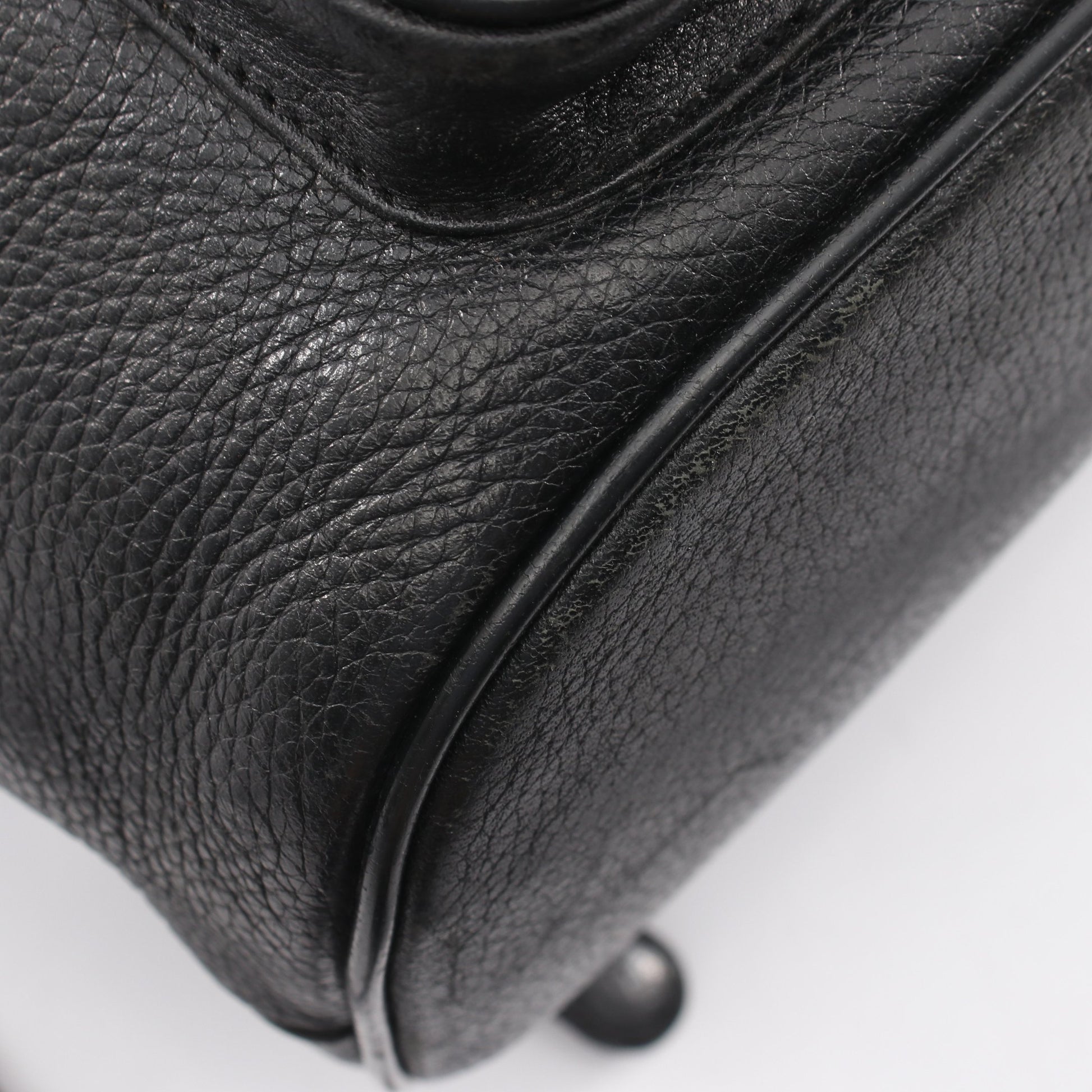 スタッズ バックパック リュックサック レザー ブラック エムシーエム バッグ MCM