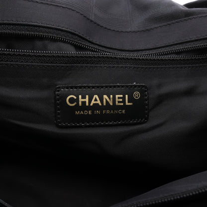 ニュートラベルラインMM ハンドバッグ トートバッグ ナイロンキャンバス レザー ブラック ゴールド金具 シャネル バッグ CHANEL