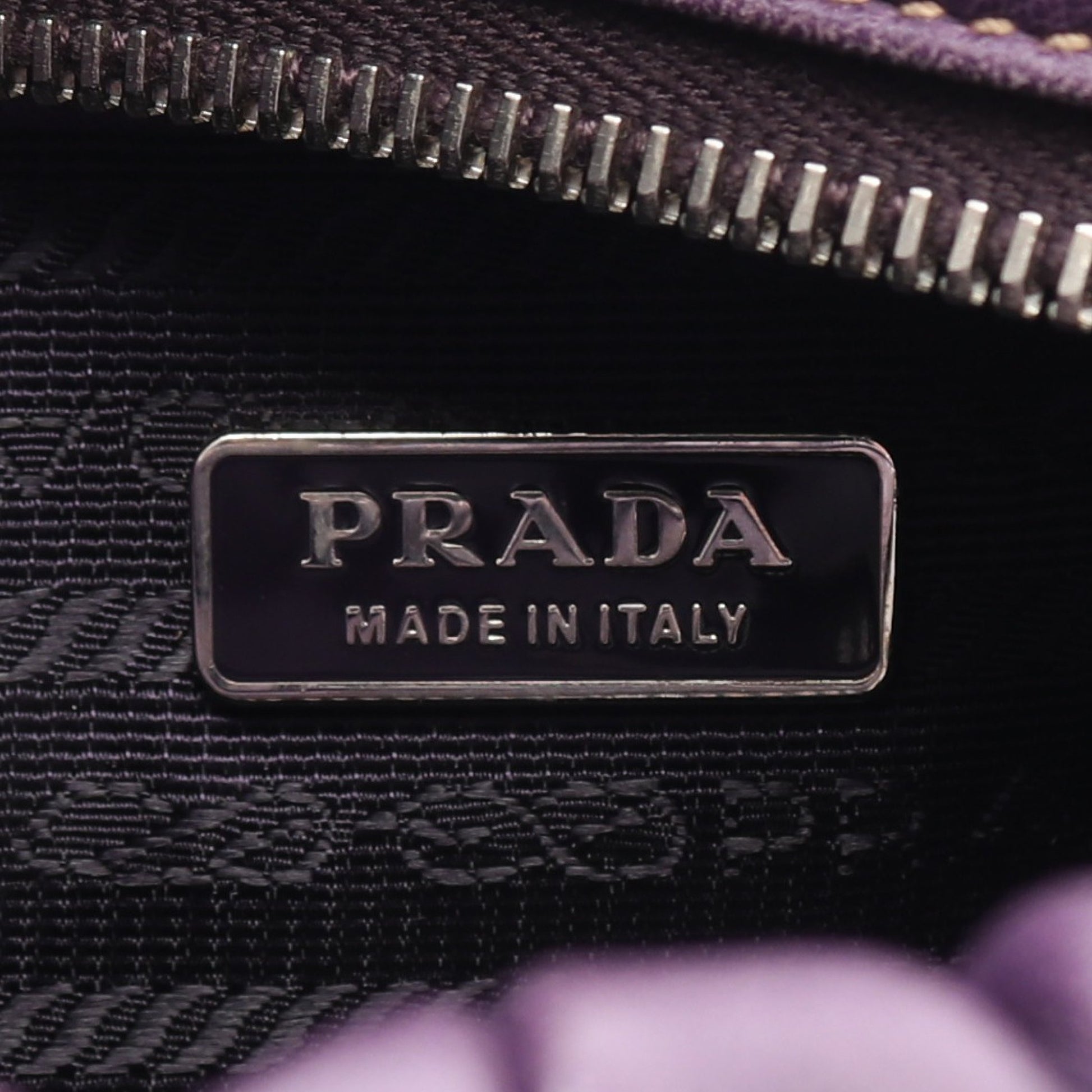三角プレート リボン ワンショルダーバッグ レザー パープル プラダ バッグ PRADA