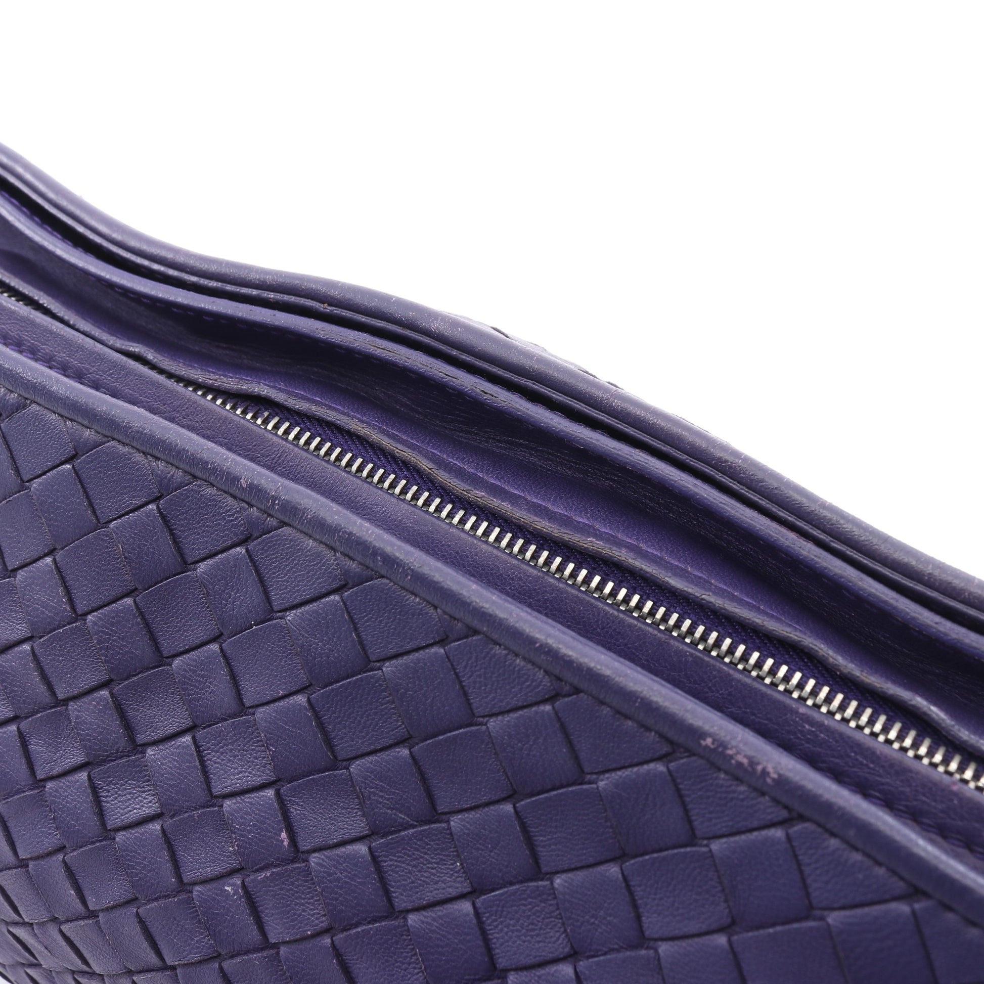 イントレチャート ショルダーバッグ レザー パープル ボッテガヴェネタ バッグ BOTTEGA VENETA