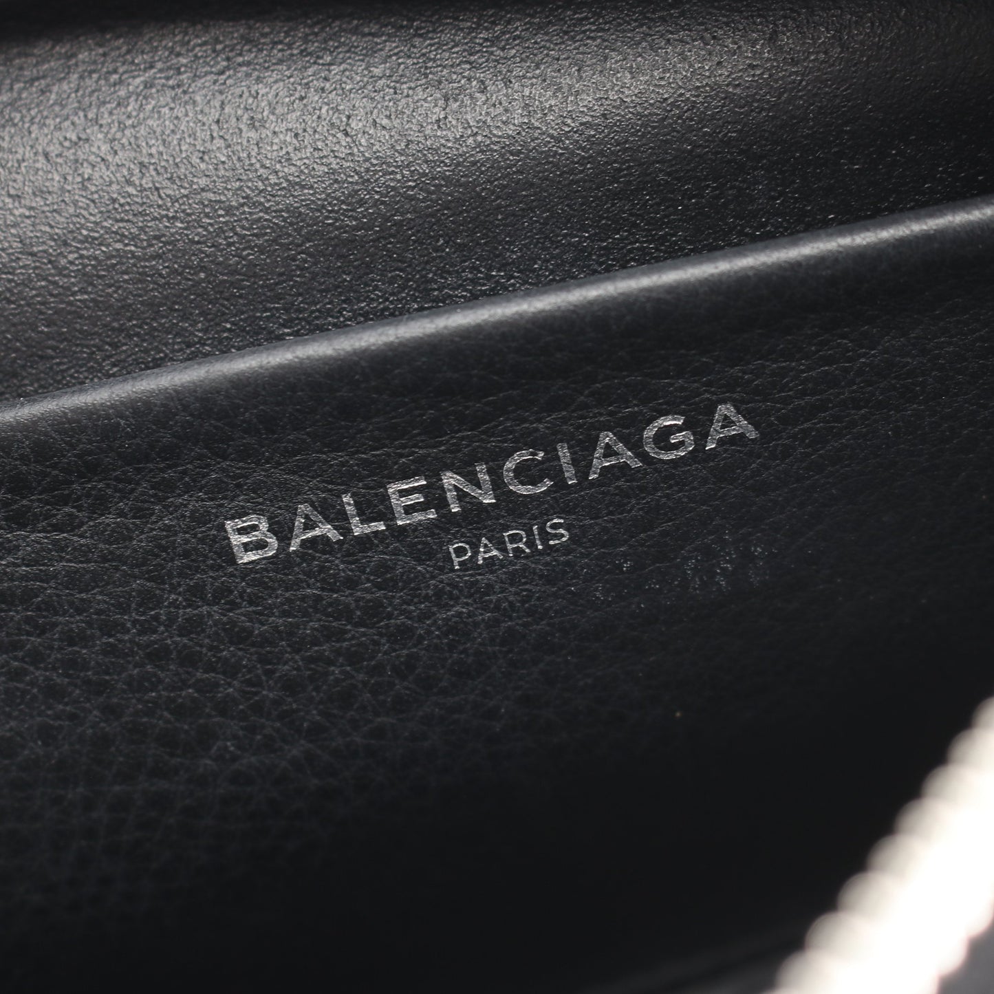 EVERYDAY CAMERA BAG XS エブリデイ カメラバッグ ショルダーバッグ レザー ブラック バレンシアガ バッグ BALENCIAGA