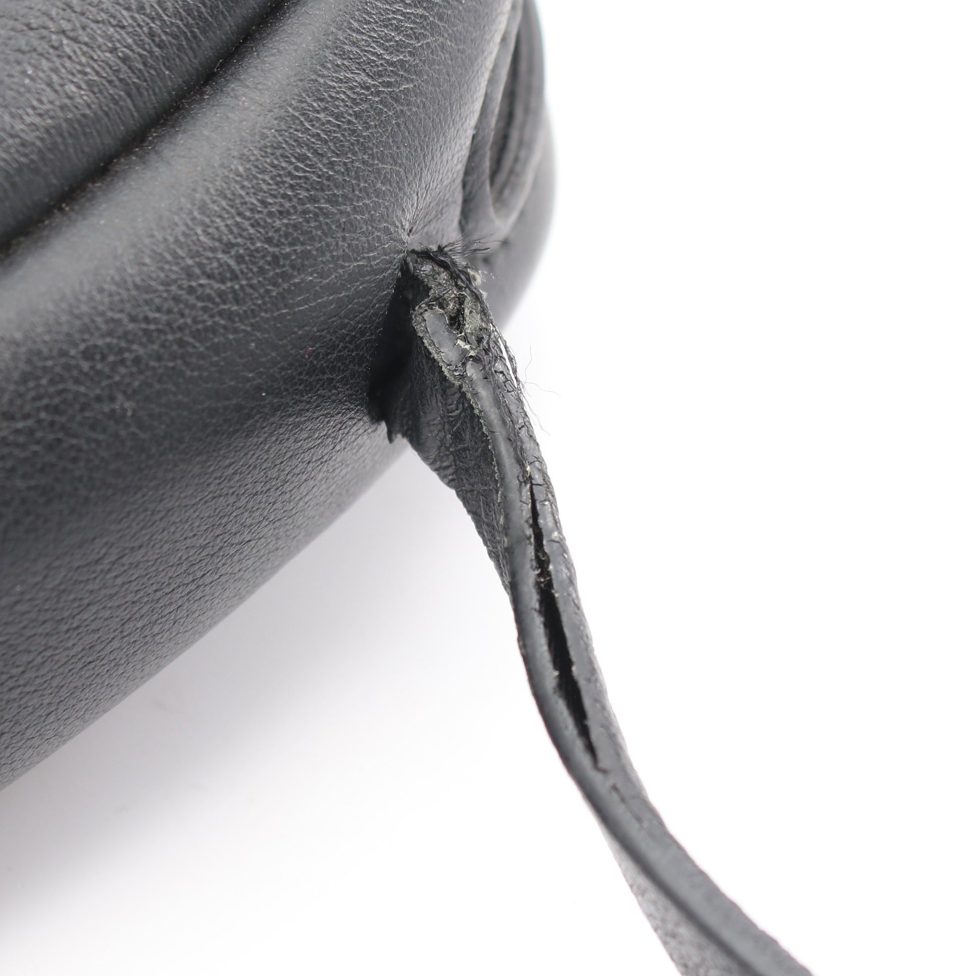 EVERYDAY CAMERA BAG XS エブリデイ カメラバッグ ショルダーバッグ レザー ブラック バレンシアガ バッグ BALENCIAGA