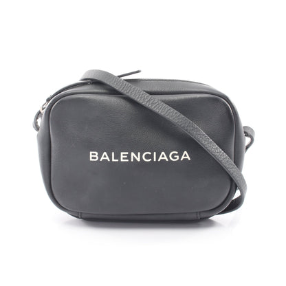 EVERYDAY CAMERA BAG XS エブリデイ カメラバッグ ショルダーバッグ レザー ブラック バレンシアガ バッグ BALENCIAGA