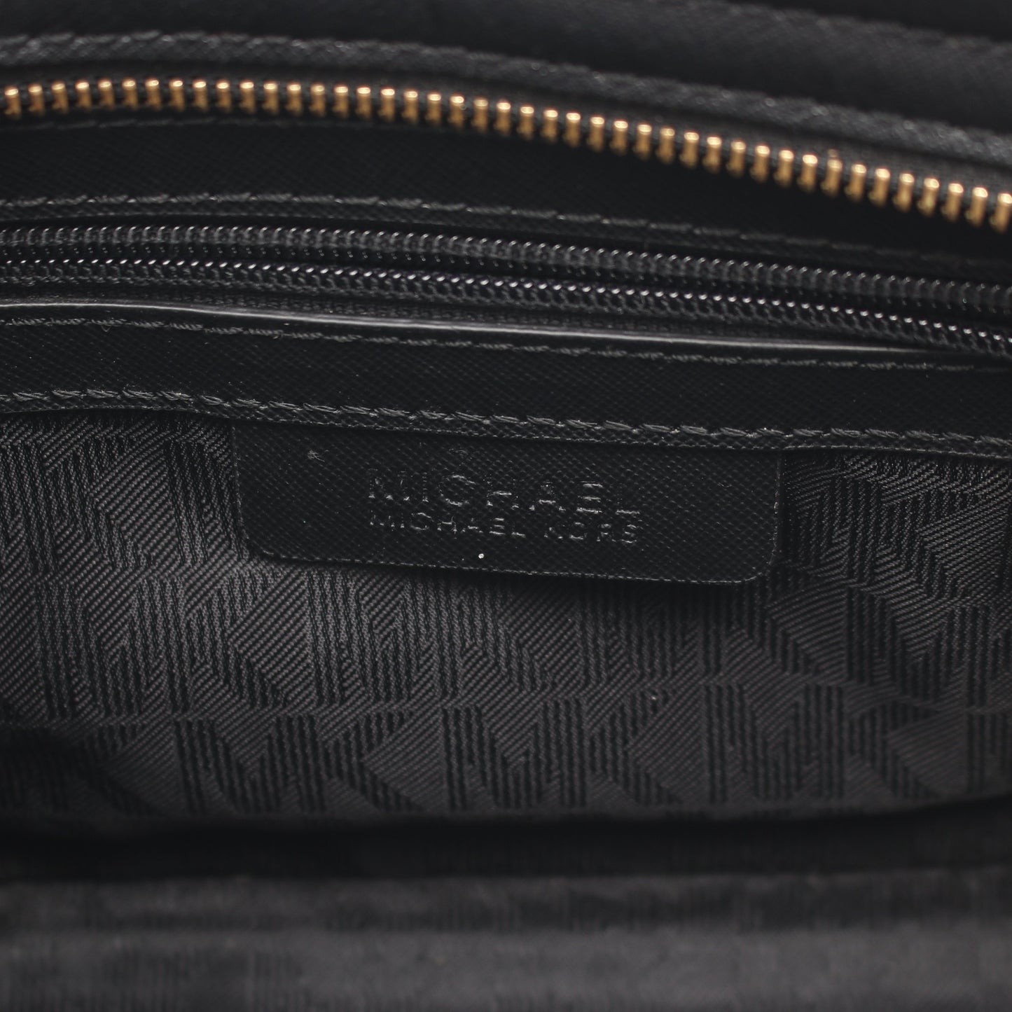 SELMA SUTUDDED MEDIUM MESSENGER セルマ スタッズ ショルダーバッグ レザー ブラック マイケルコース バッグ MICHAEL KORS