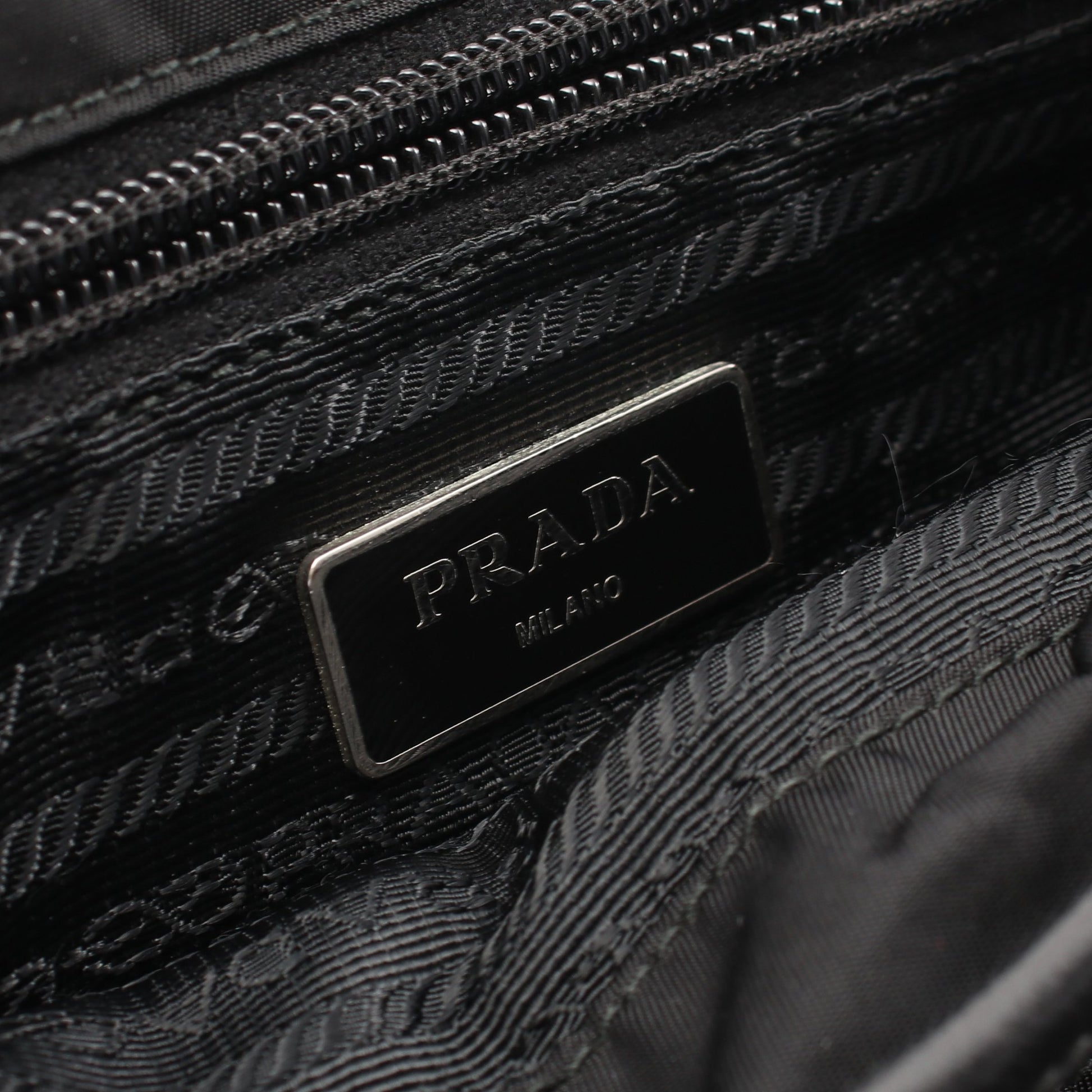 メッセンジャーバッグ ショルダーバッグ ナイロン サフィアーノレザー ブラック プラダ バッグ PRADA