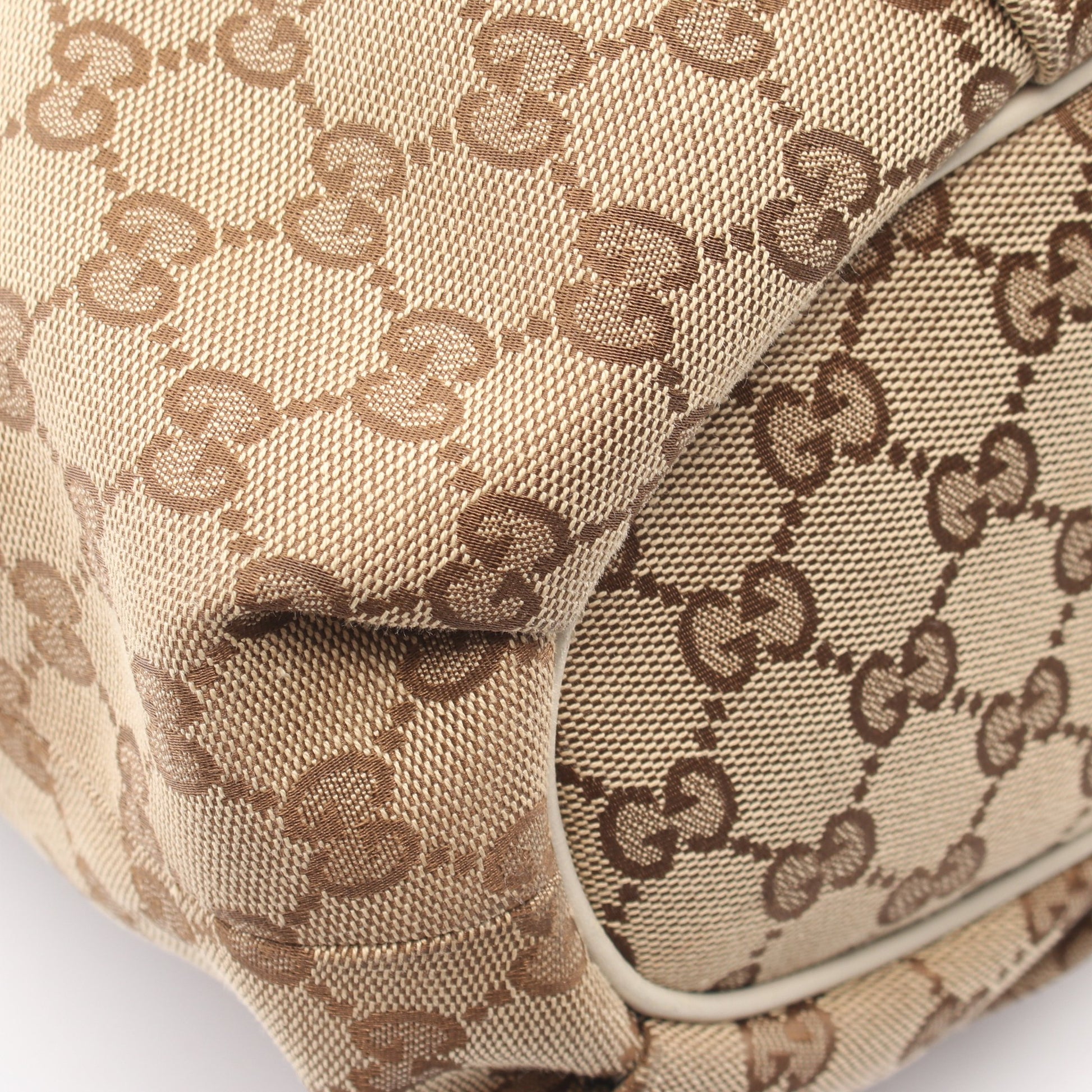 GGキャンバス ショルダーバッグ キャンバス レザー ベージュ オフホワイト グッチ バッグ GUCCI