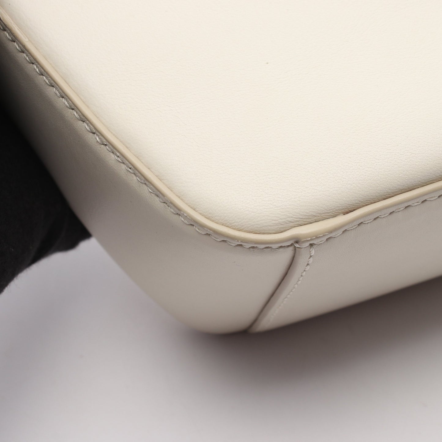 ハンモック ホーボーバッグ ミニ 2WAY ワンショルダーバッグ レザー オフホワイト ロエベ バッグ LOEWE