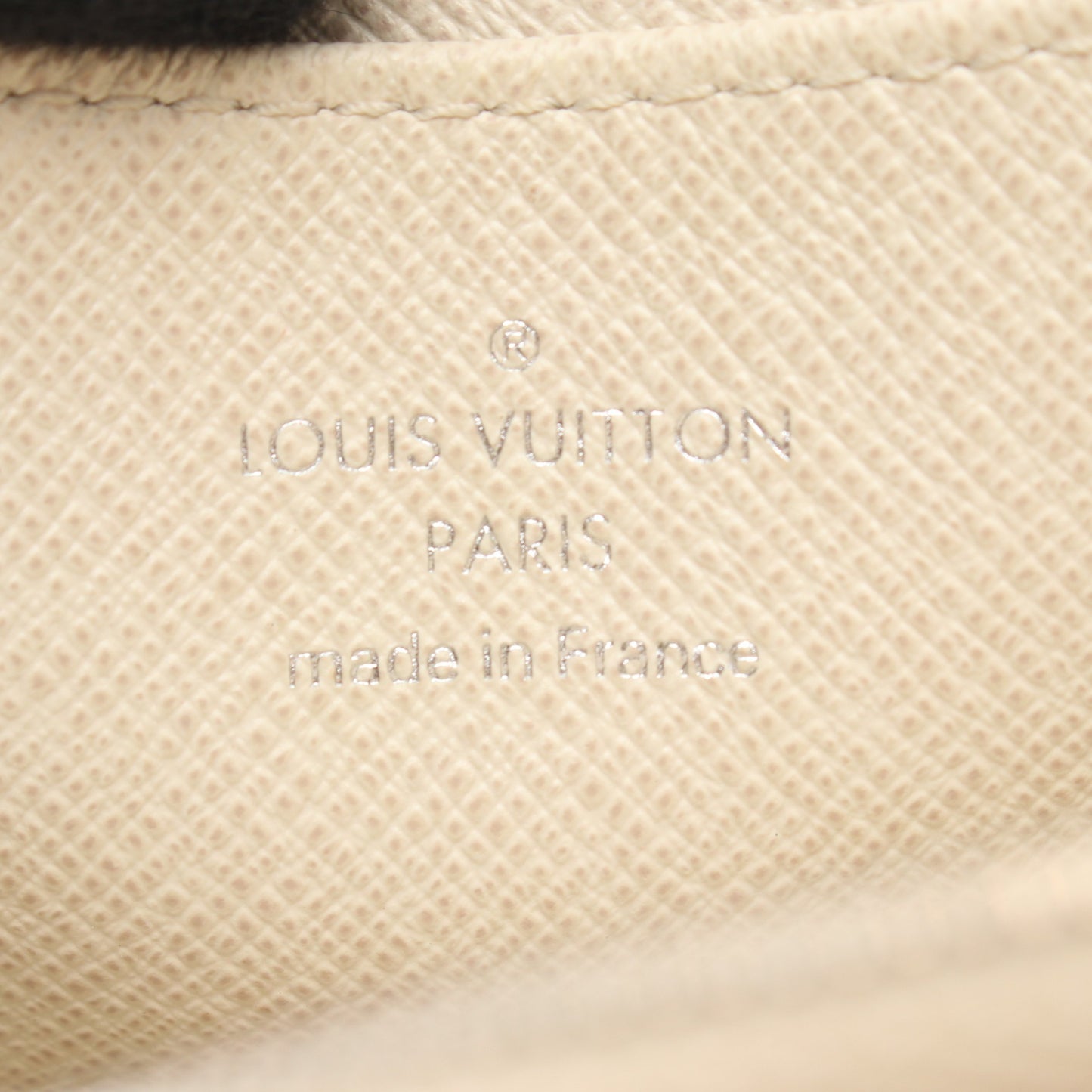 ジッピーコインパース エピ イヴォワール コインケース レザー オフホワイト ルイヴィトン 財布・小物 LOUIS VUITTON