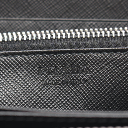 型押しロゴ ラウンドファスナー長財布 サフィアーノレザー ブラック プラダ 財布・小物 PRADA