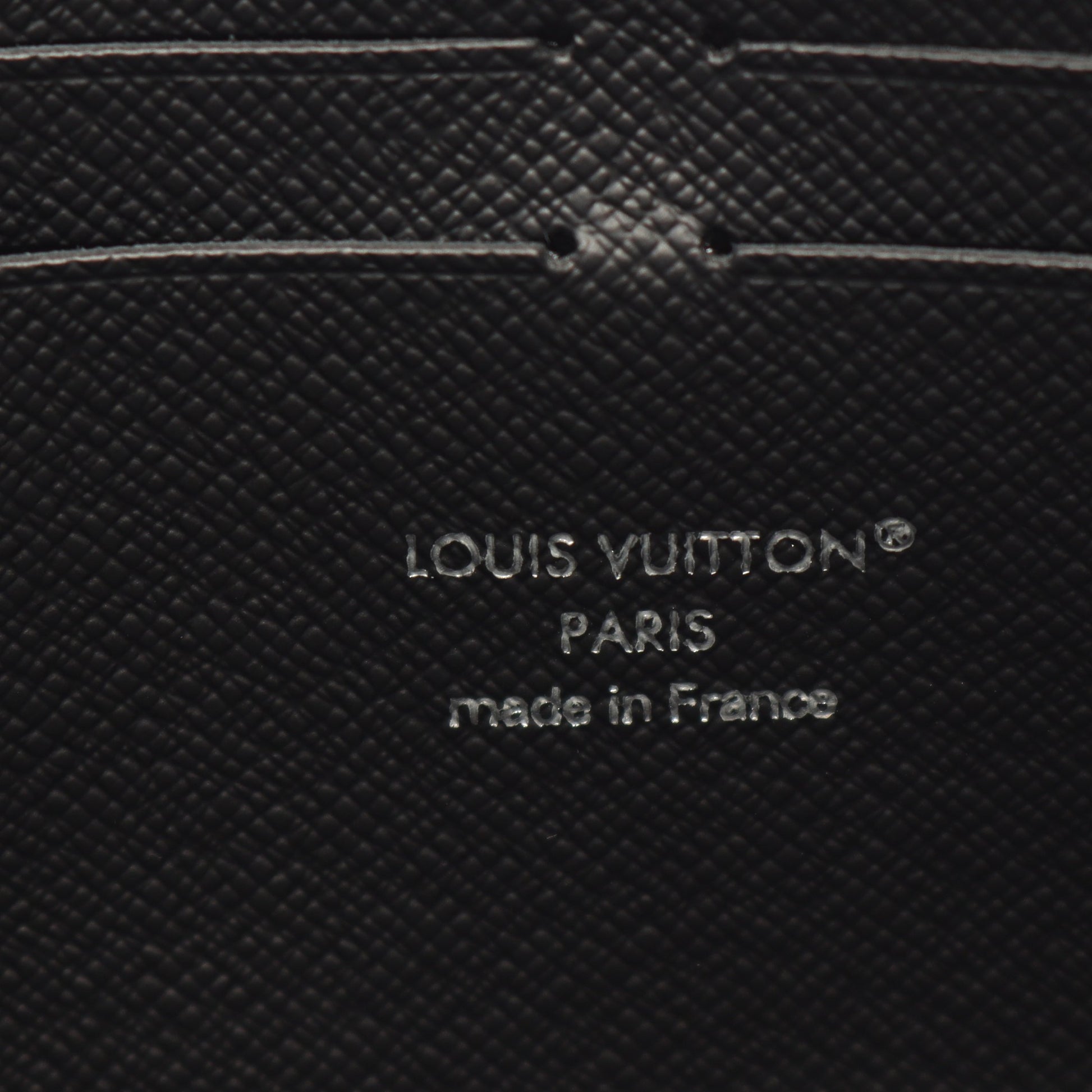 ジッピーウォレット ホリゾンタル タイガ ラウンドファスナー長財布 レザー ブラック ルイヴィトン 財布・小物 LOUIS VUITTON