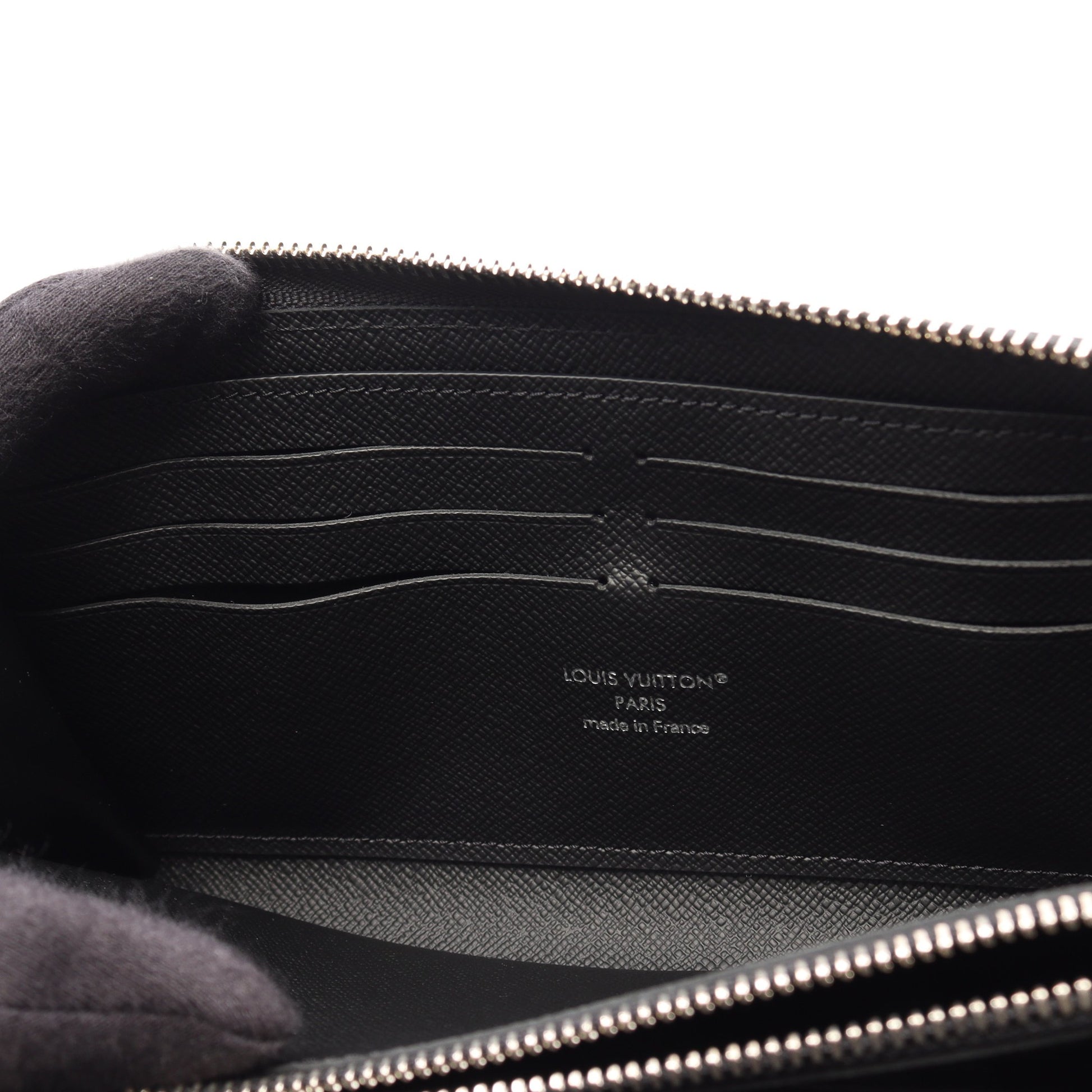 ジッピーウォレット ホリゾンタル タイガ ラウンドファスナー長財布 レザー ブラック ルイヴィトン 財布・小物 LOUIS VUITTON
