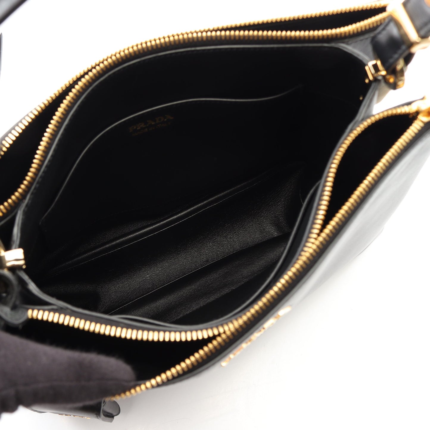 NEW CAL F2WAY ハンドバッグ トートバッグ レザー ブラック プラダ バッグ PRADA