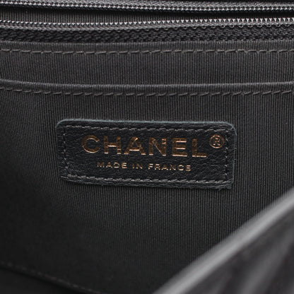 シェブロン Vステッチ Wチェーンショルダーバッグ ラムスキン ブラック ゴールド金具 シャネル バッグ CHANEL