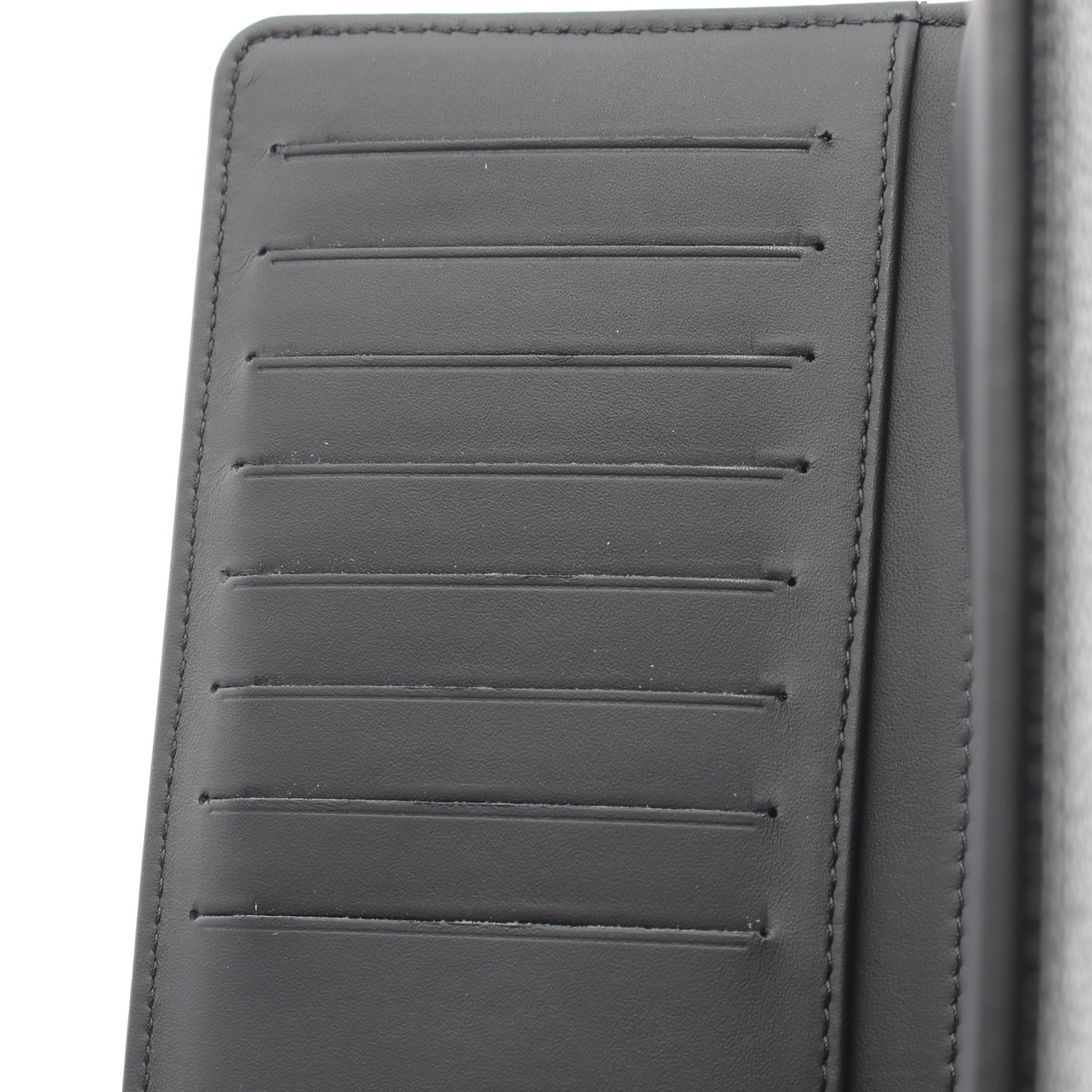 ココマーク 二つ折り長財布 キャビアスキン ブラック シルバー金具 シャネル 財布・小物 CHANEL